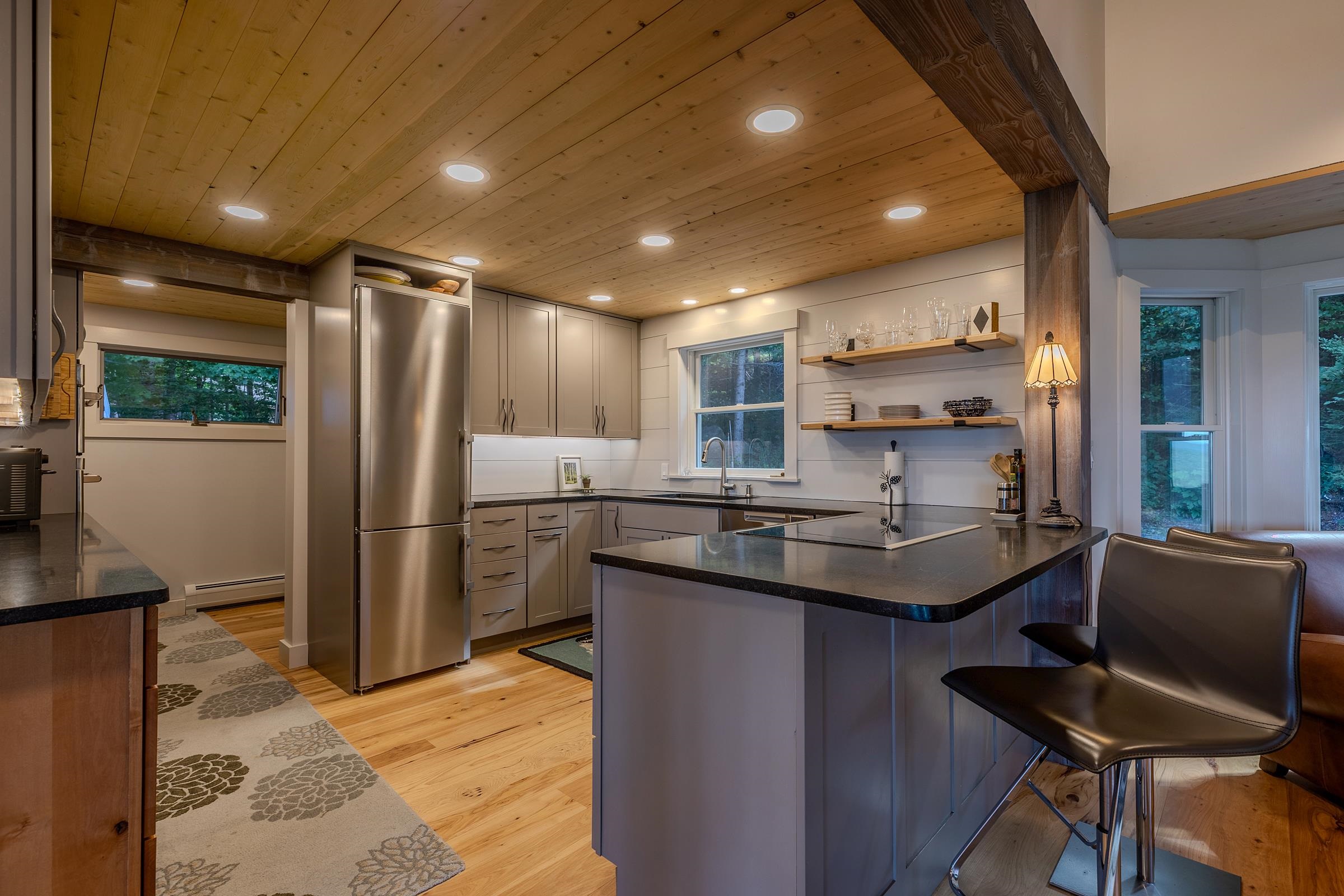 979 Andover Ridge Road photo 13