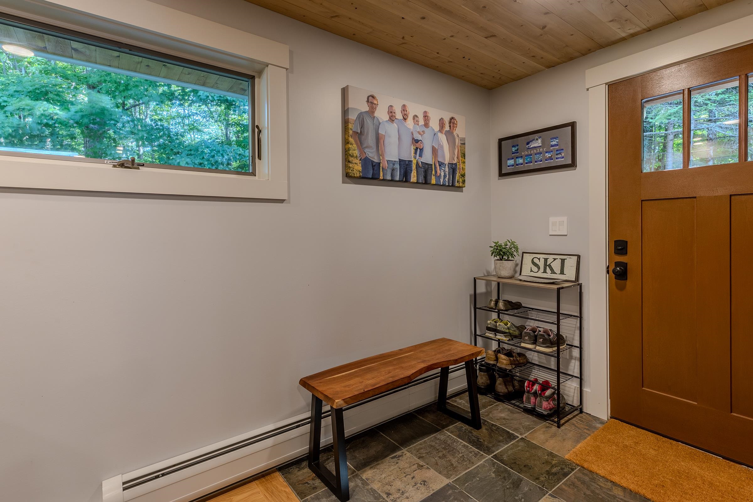 979 Andover Ridge Road photo 18