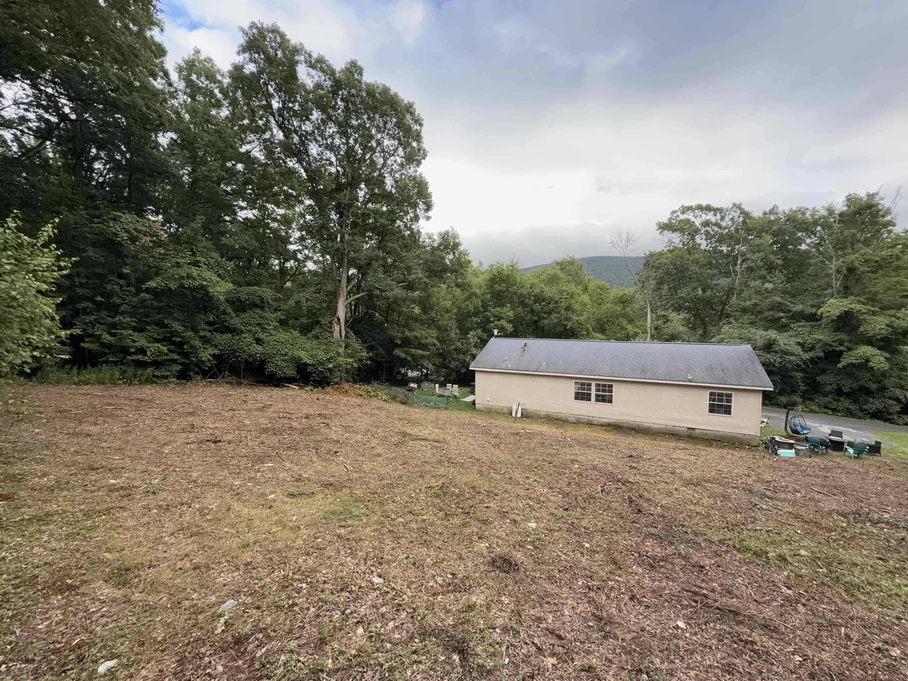 112 Outwater Road photo 2