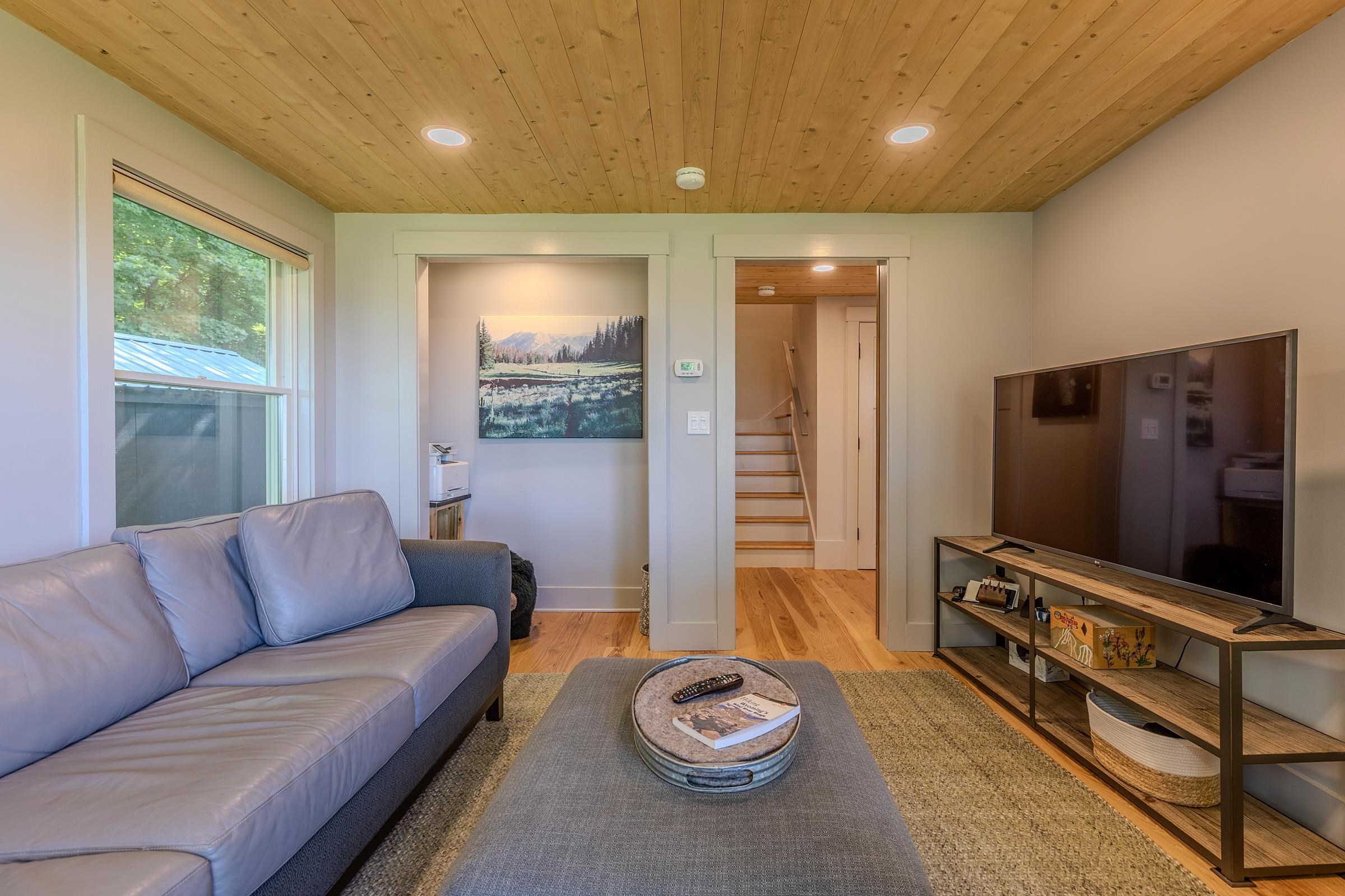 979 Andover Ridge Road photo 25
