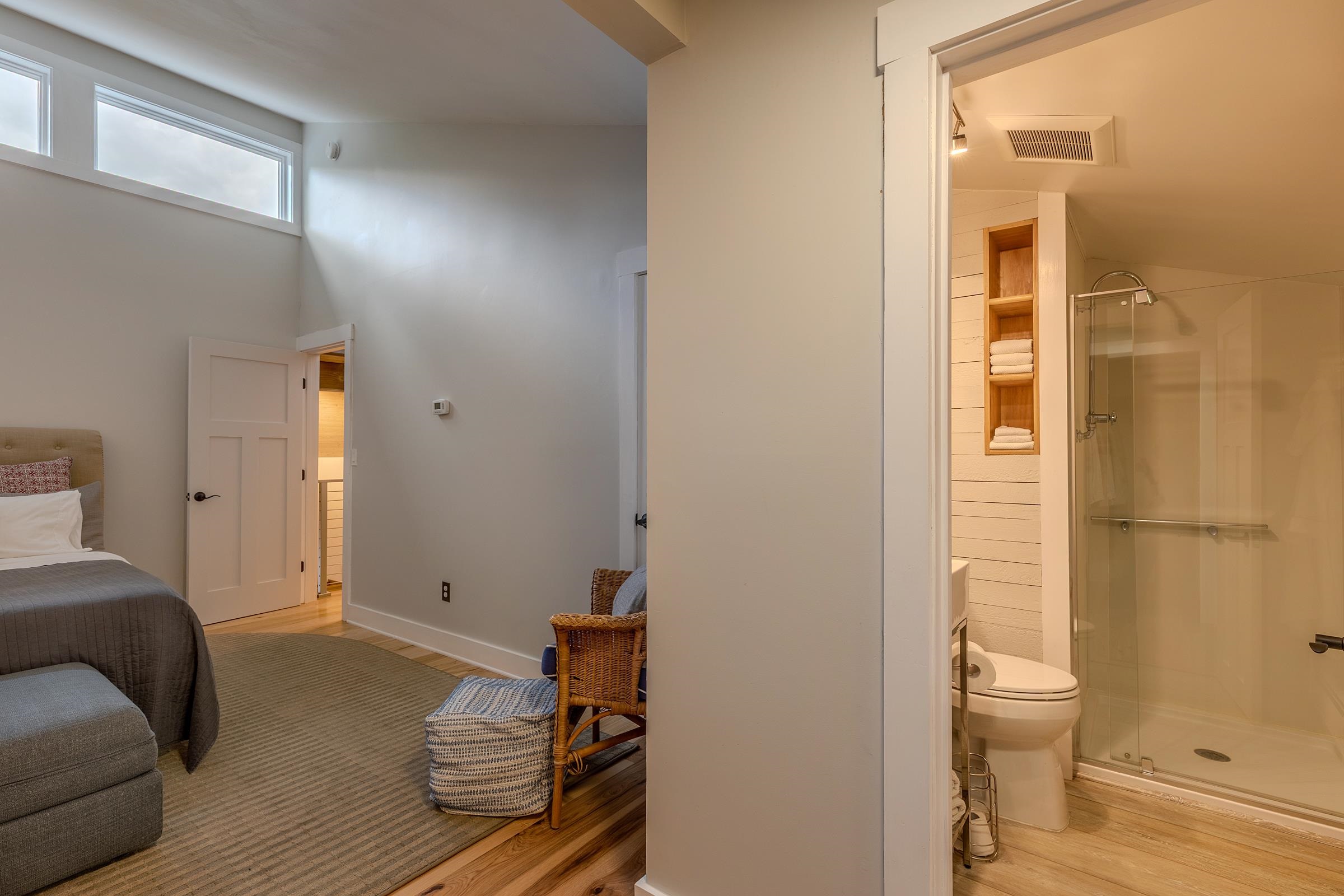979 Andover Ridge Road photo 33