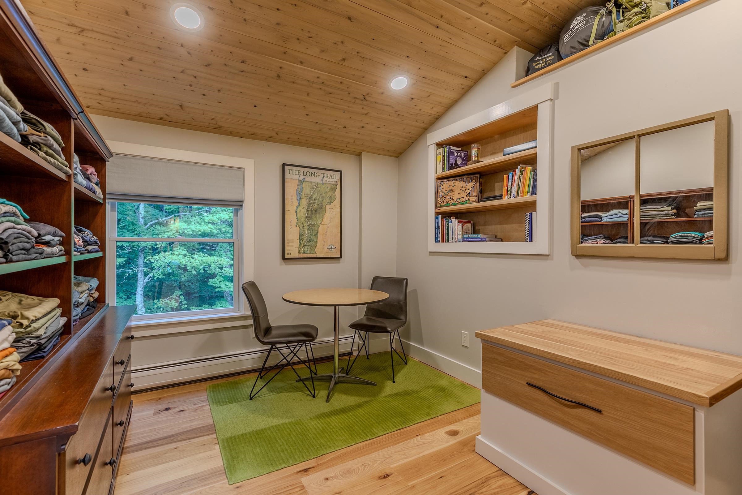 979 Andover Ridge Road photo 35