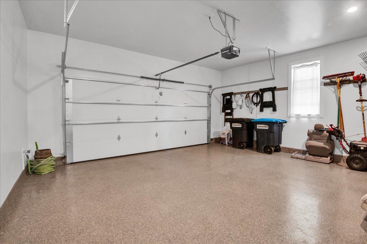 299 Commodore Drive photo 37