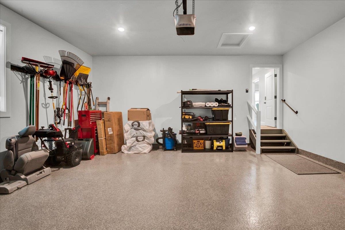 299 Commodore Drive photo 38