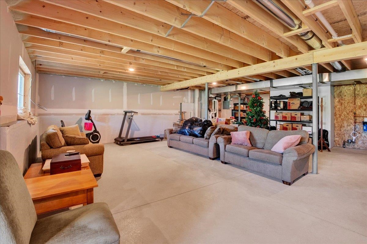 299 Commodore Drive photo 40