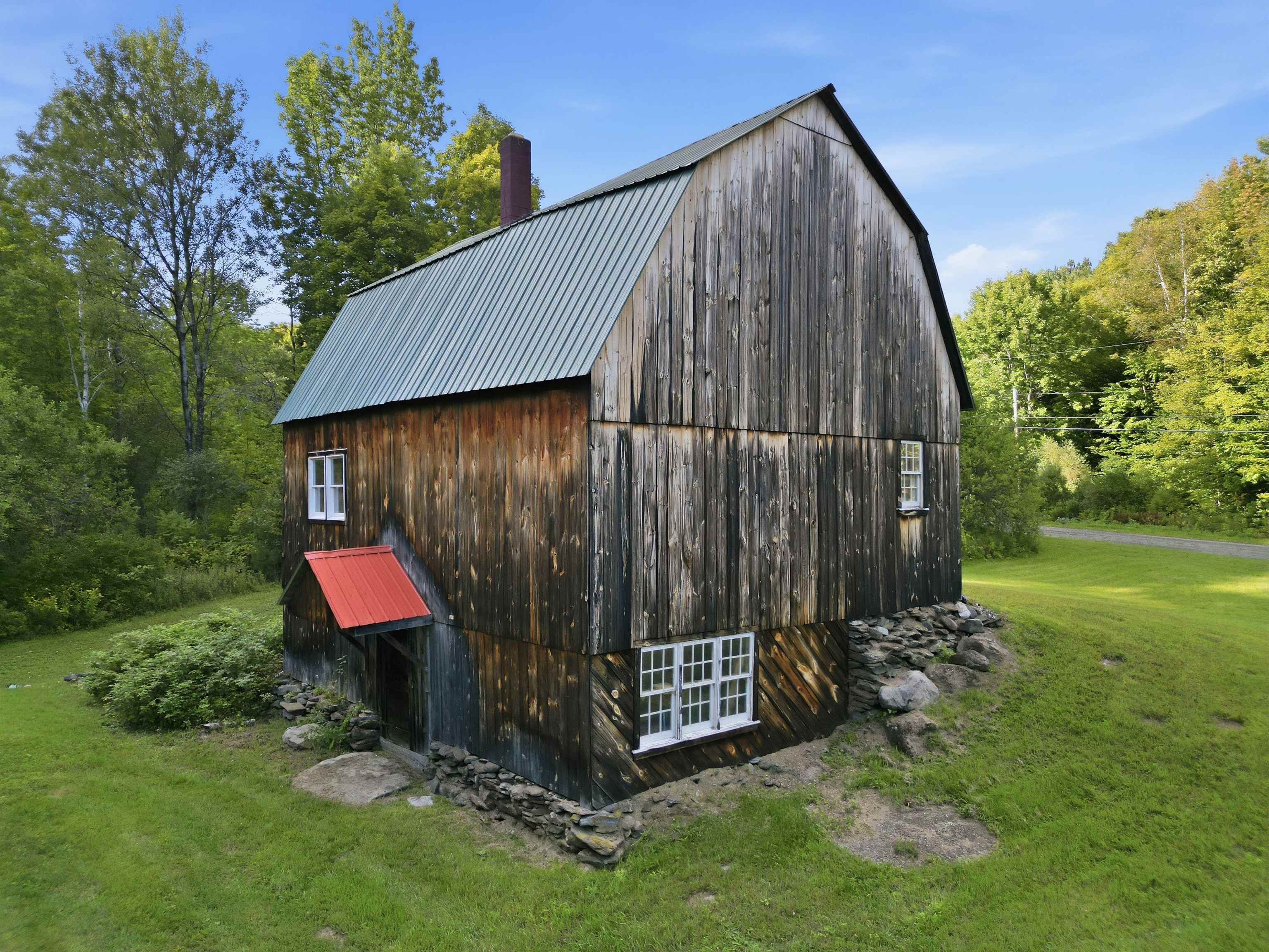 793 Blood Hill Road photo 40