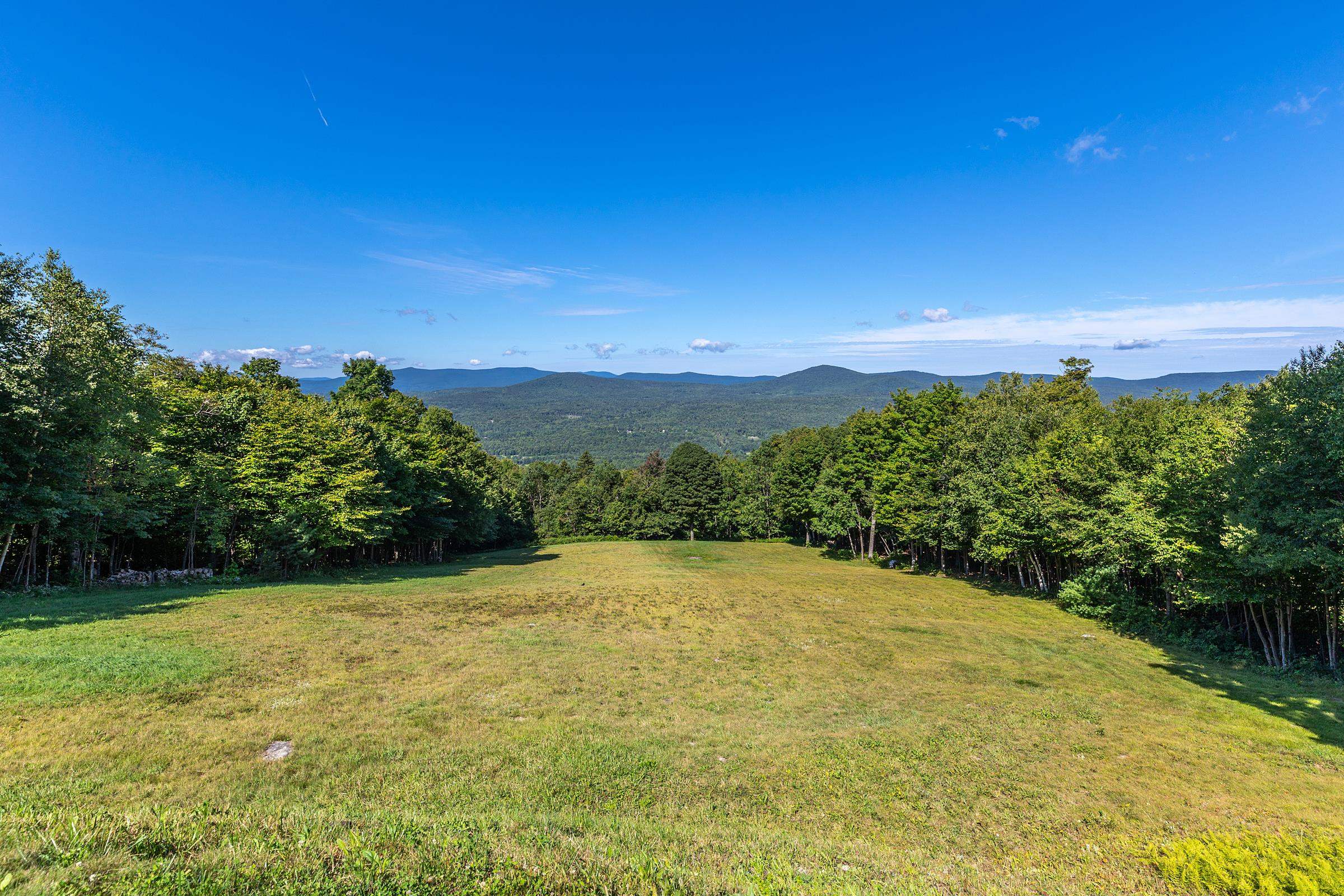 979 Andover Ridge Road photo 45