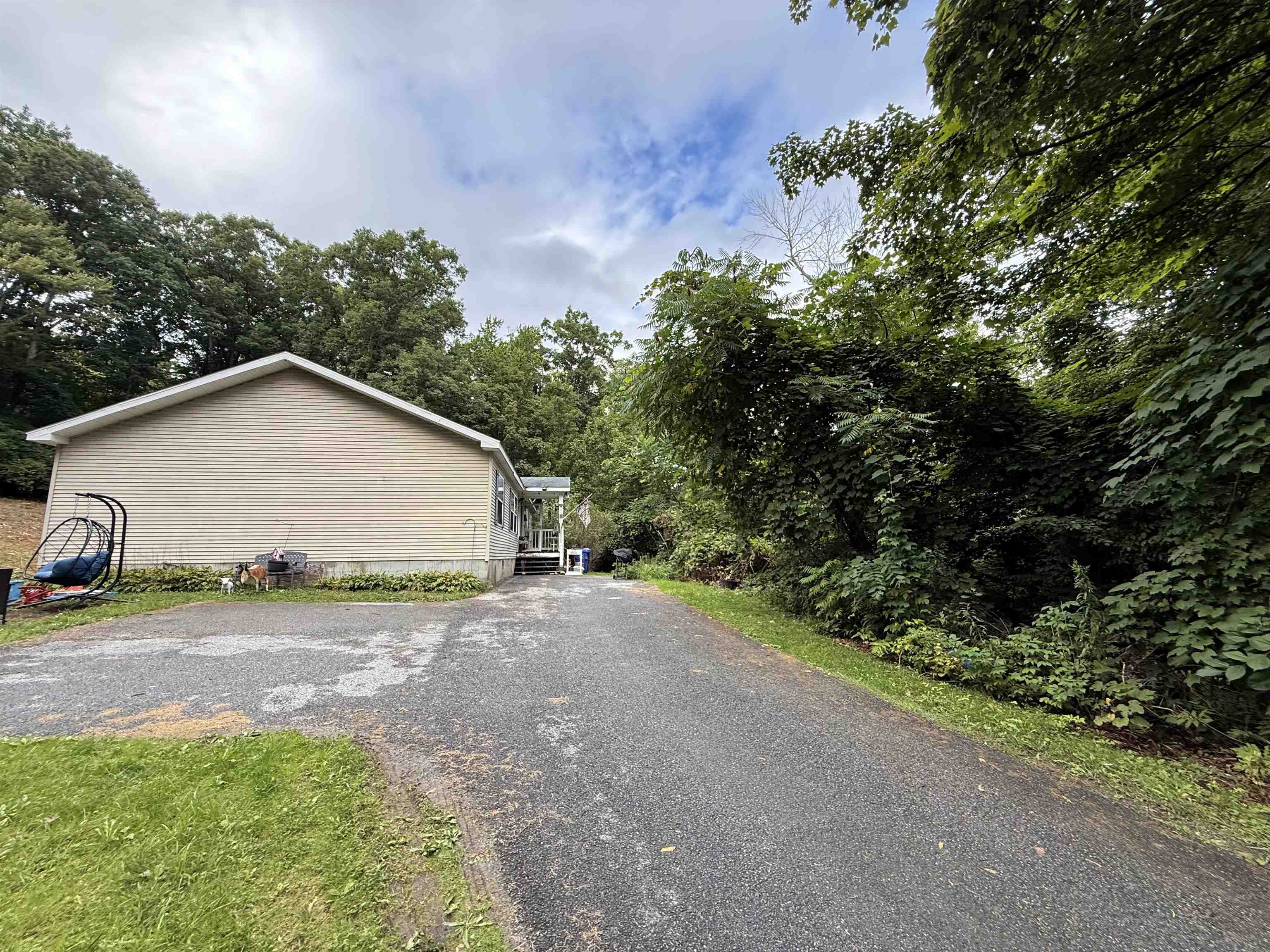 112 Outwater Road photo 5