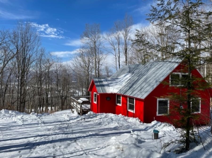 near 33 Aspen Lane Winhall, VT 05340 Property 1