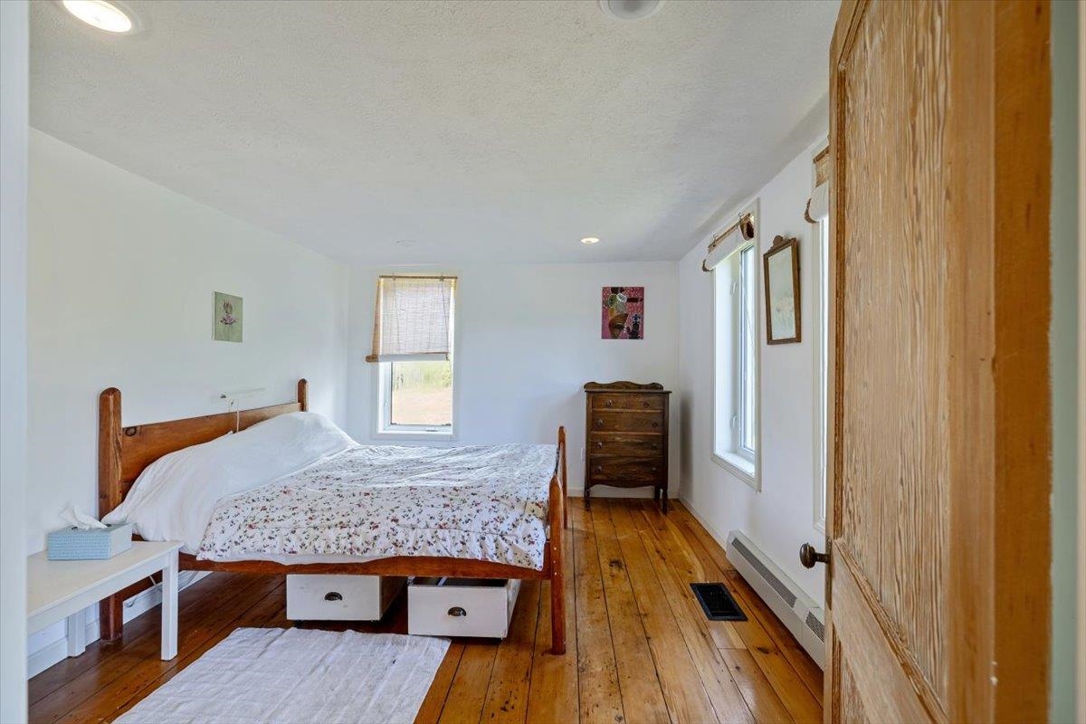 884 Nichols Road photo 11