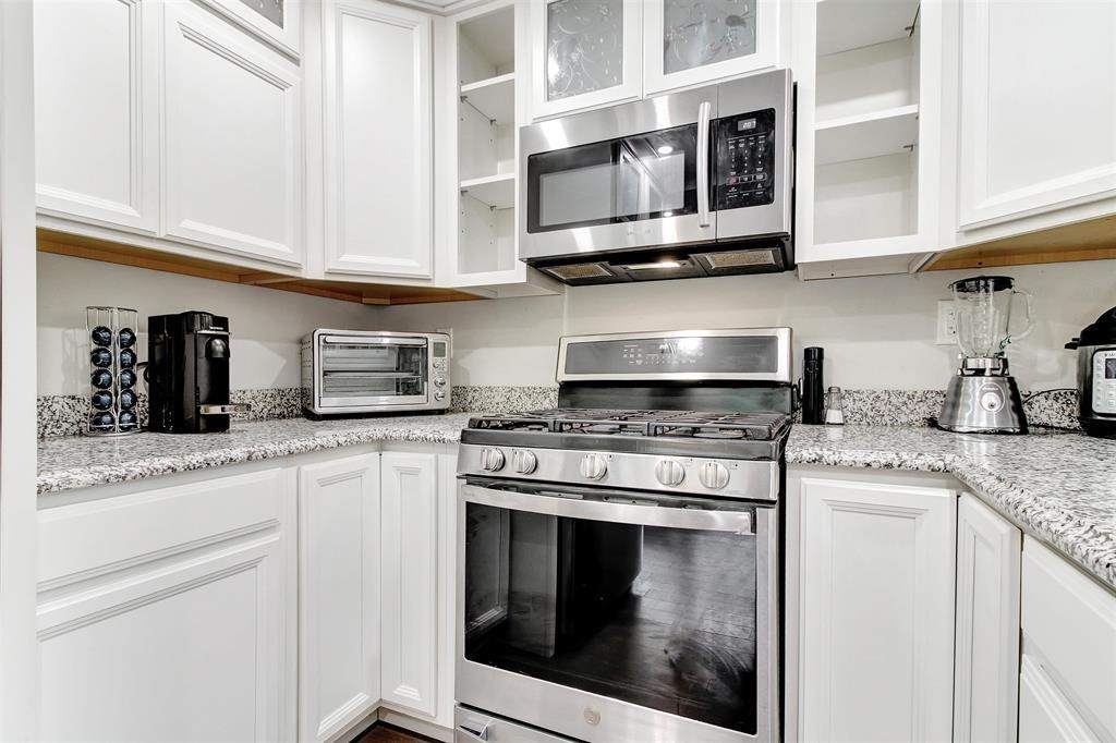 34 Pleasant Street photo 12