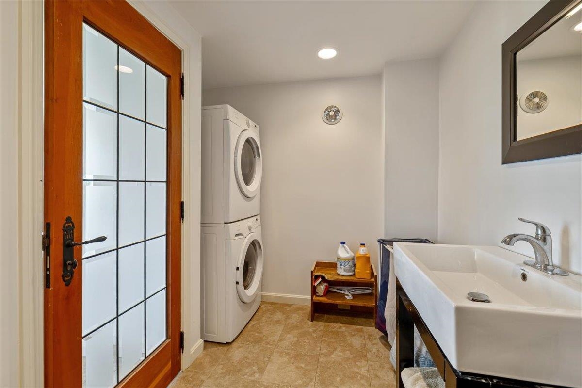 884 Nichols Road photo 14