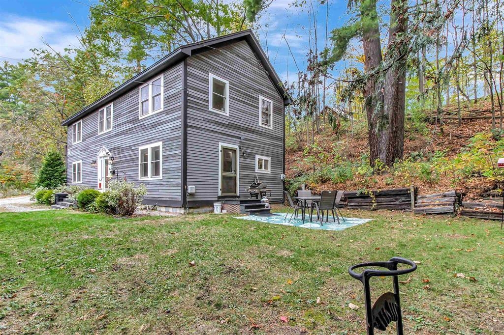 34 Pleasant Street photo 2