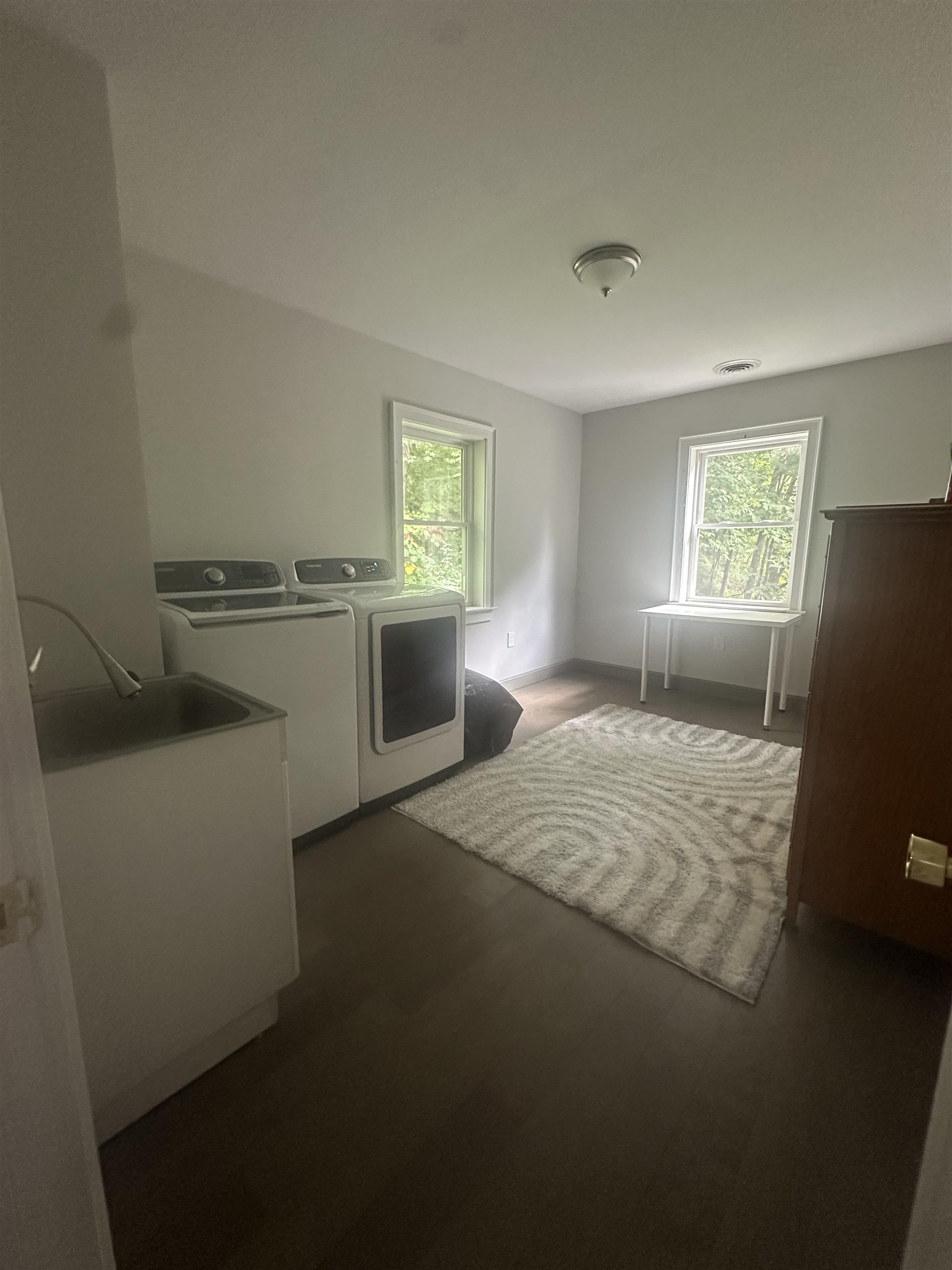 34 Pleasant Street photo 24