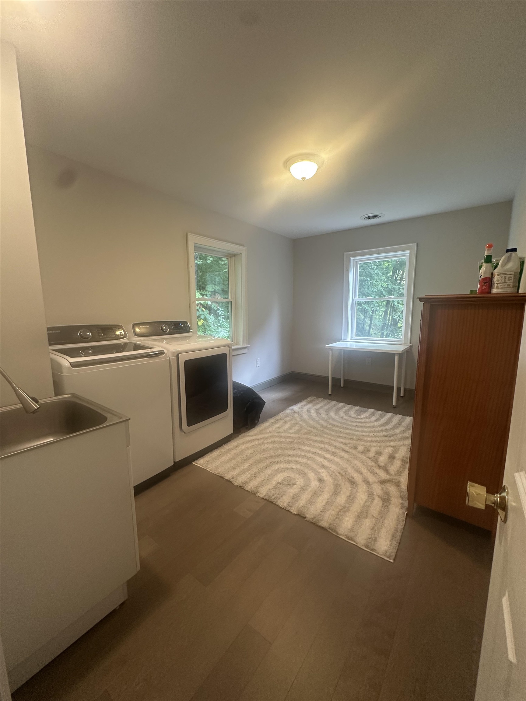 34 Pleasant Street photo 25