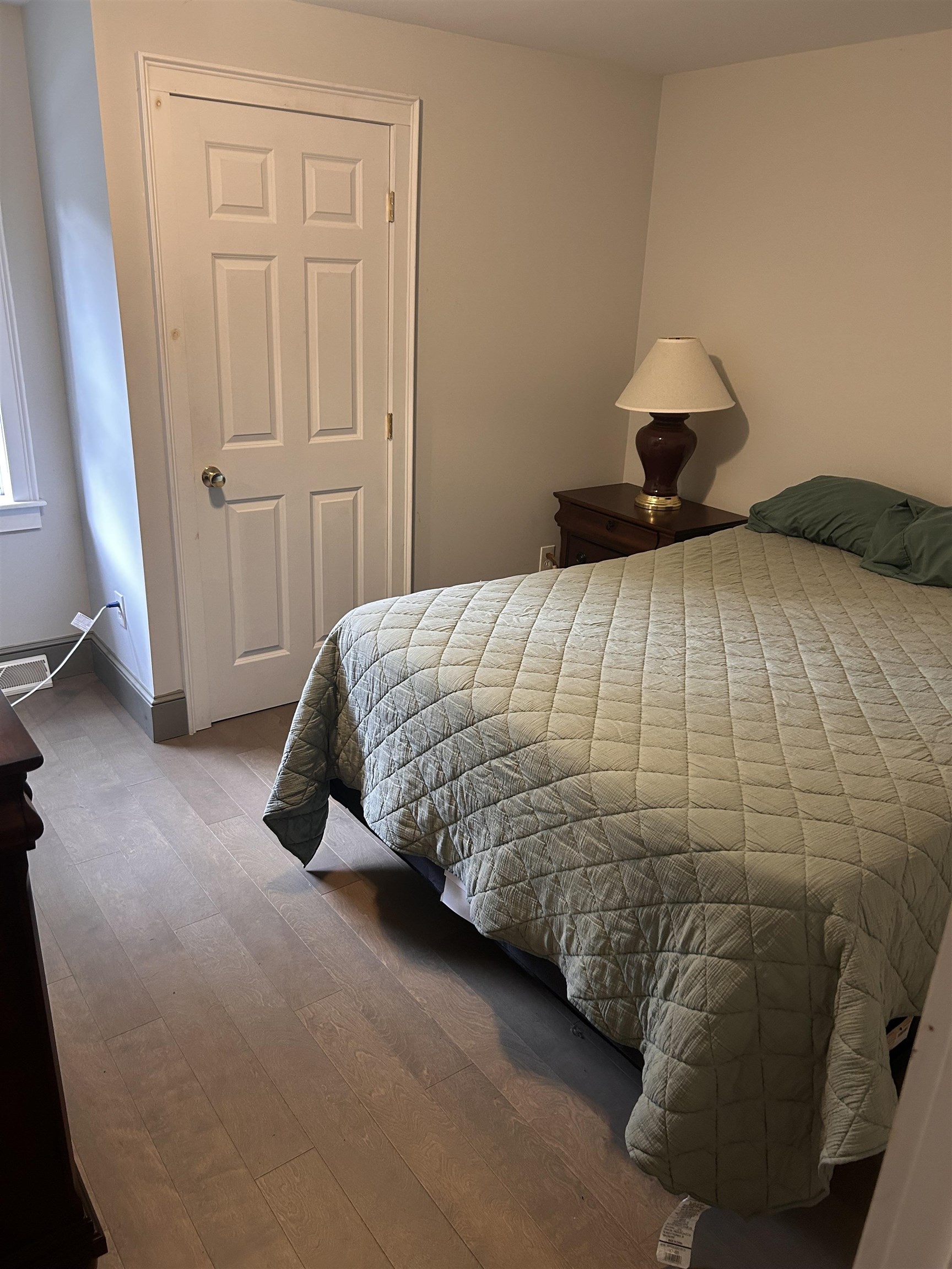 34 Pleasant Street photo 27