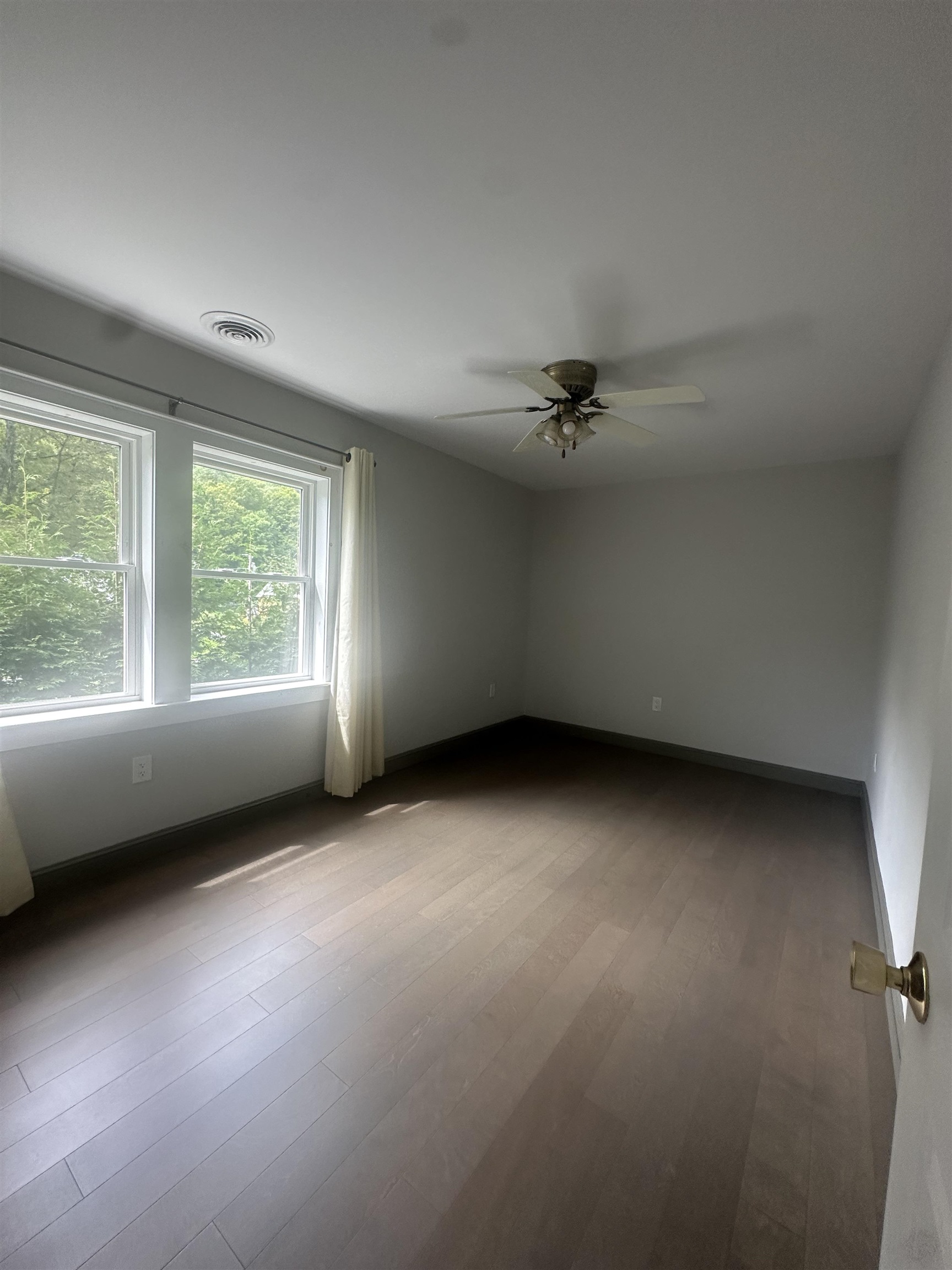 34 Pleasant Street photo 32