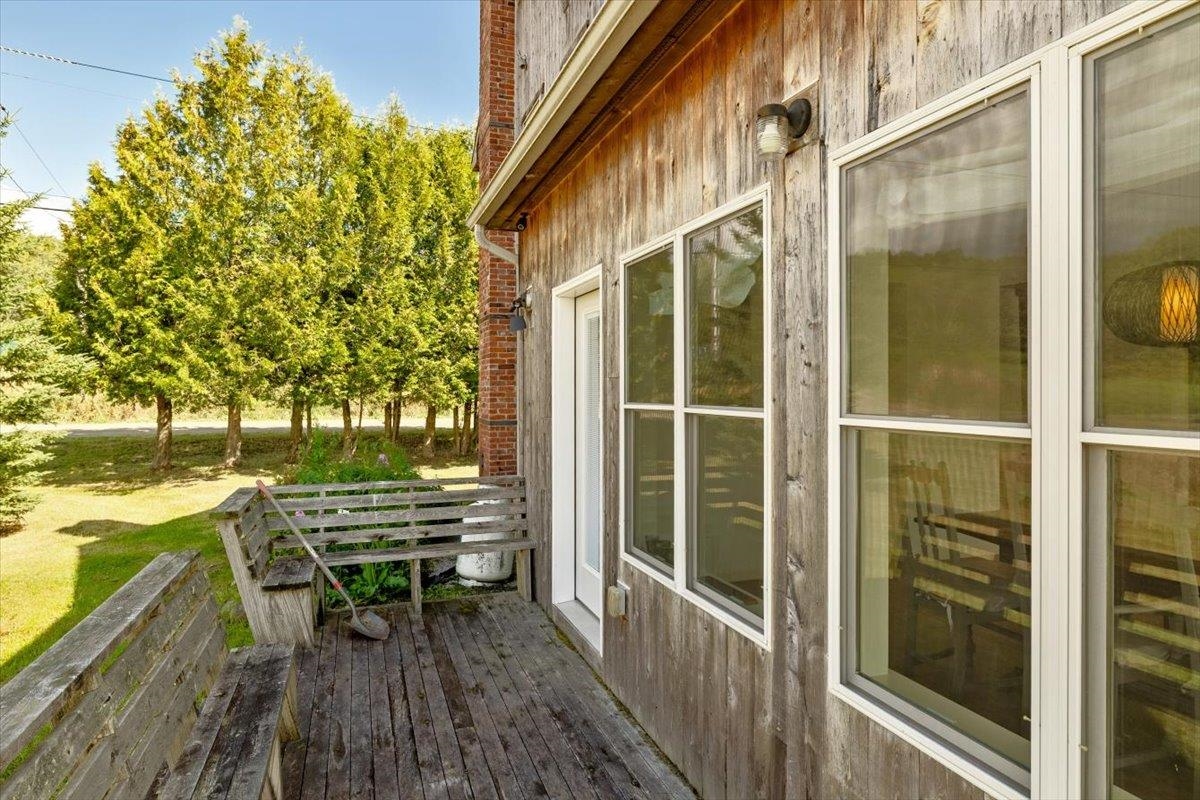 884 Nichols Road photo 41