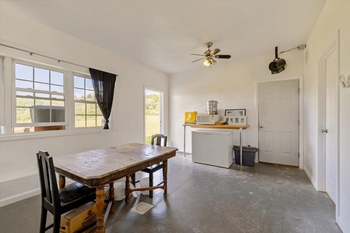 884 Nichols Road photo 42