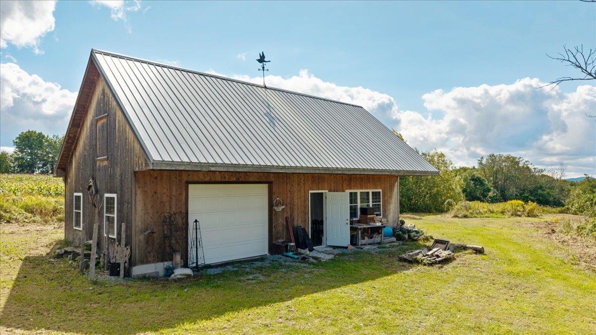 884 Nichols Road photo 44