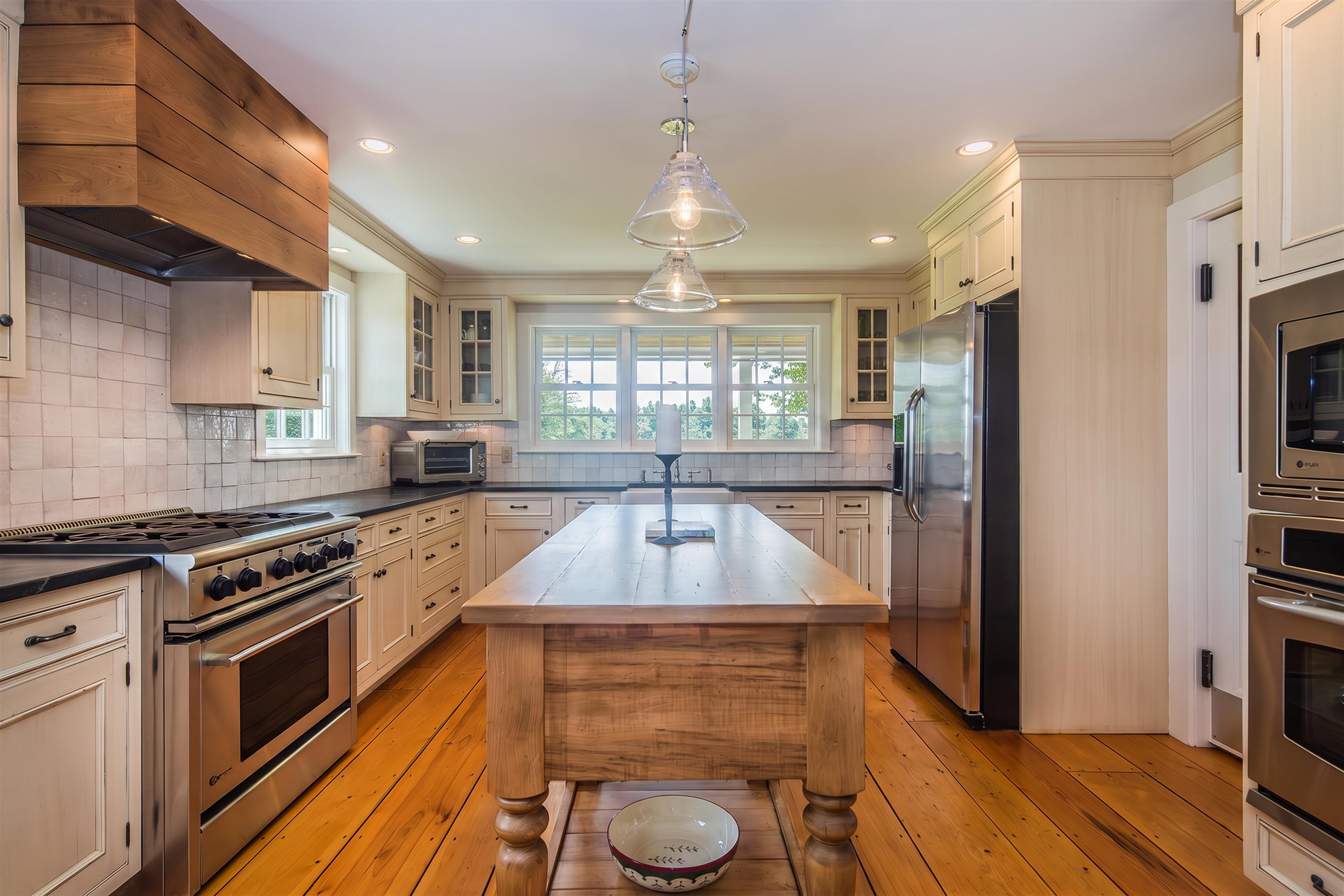 226 Hoey Road photo 5