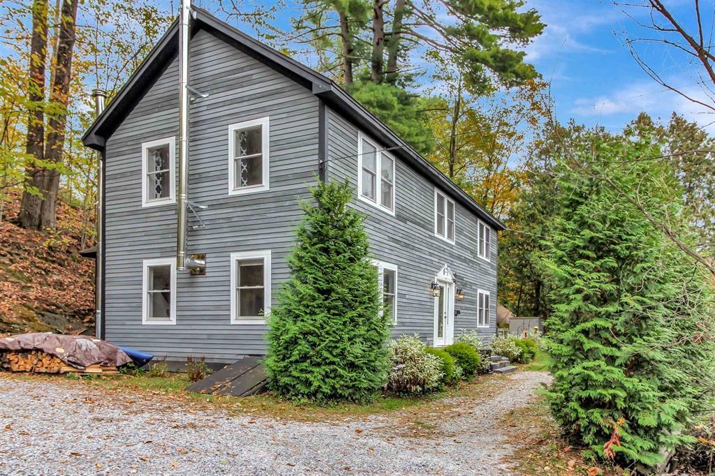 34 Pleasant Street photo 6