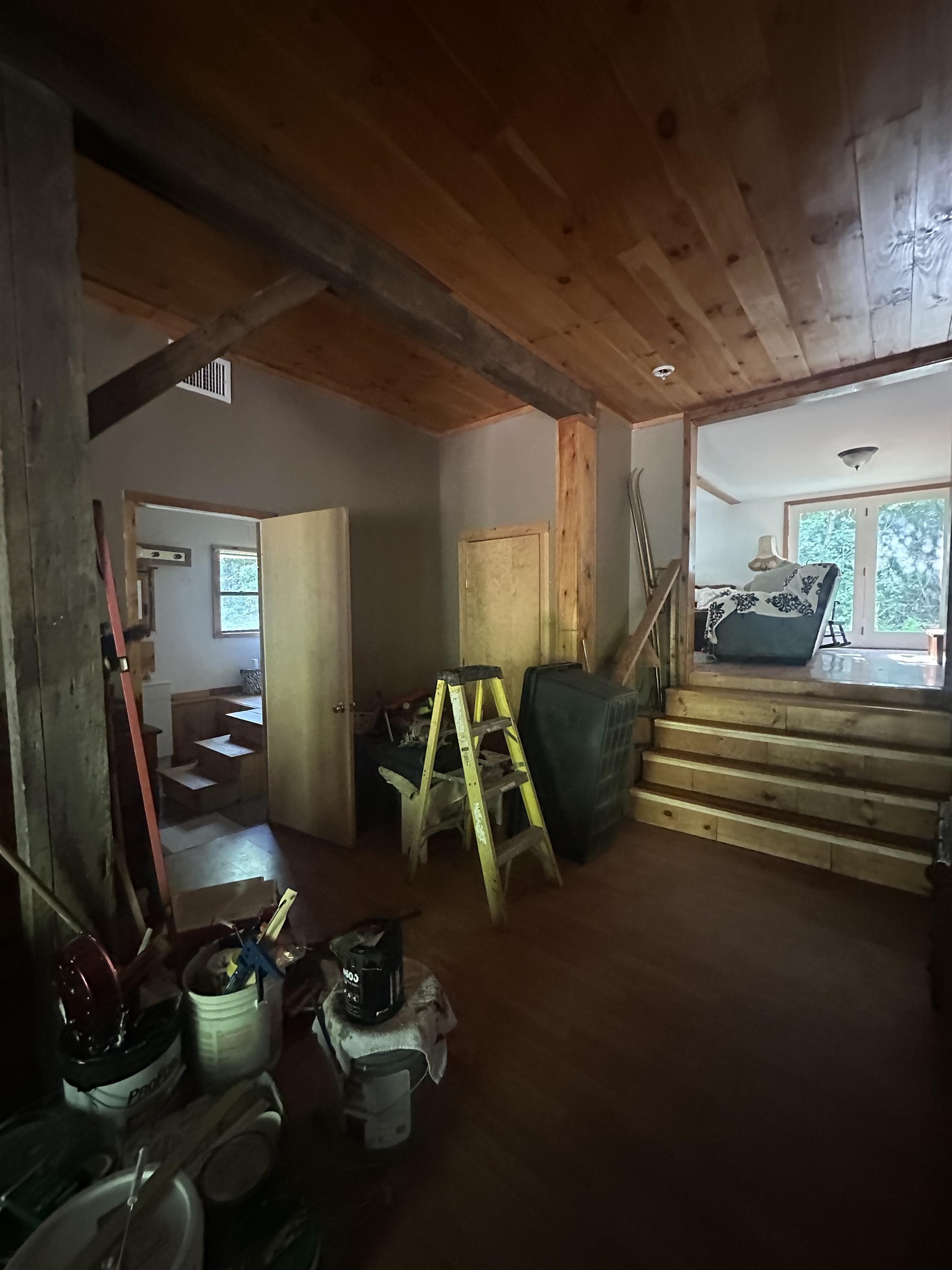 1455 Lake Dunmore Road photo 10