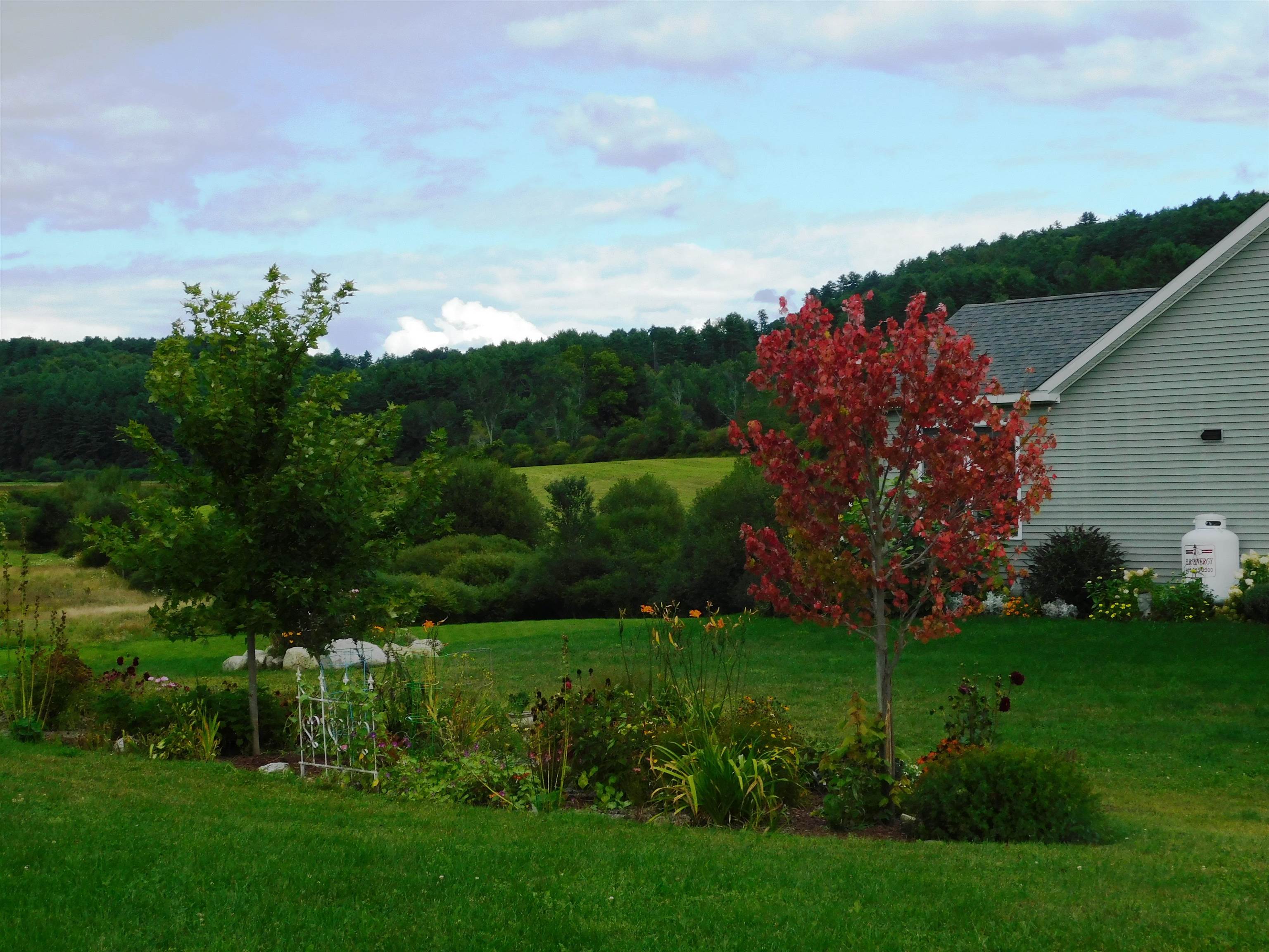 844 Greeley Road photo 2