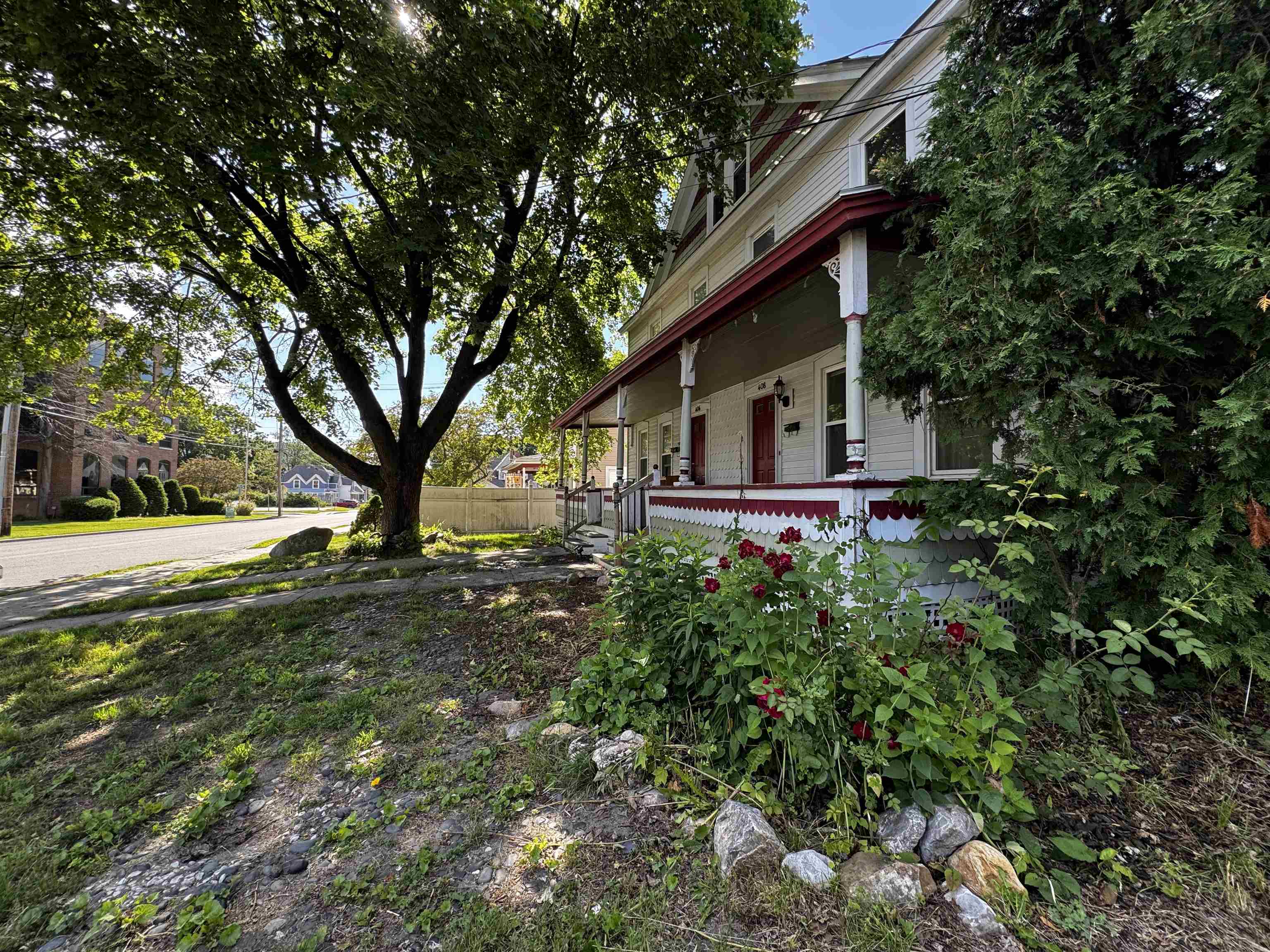 406-408 Gage Street photo 3