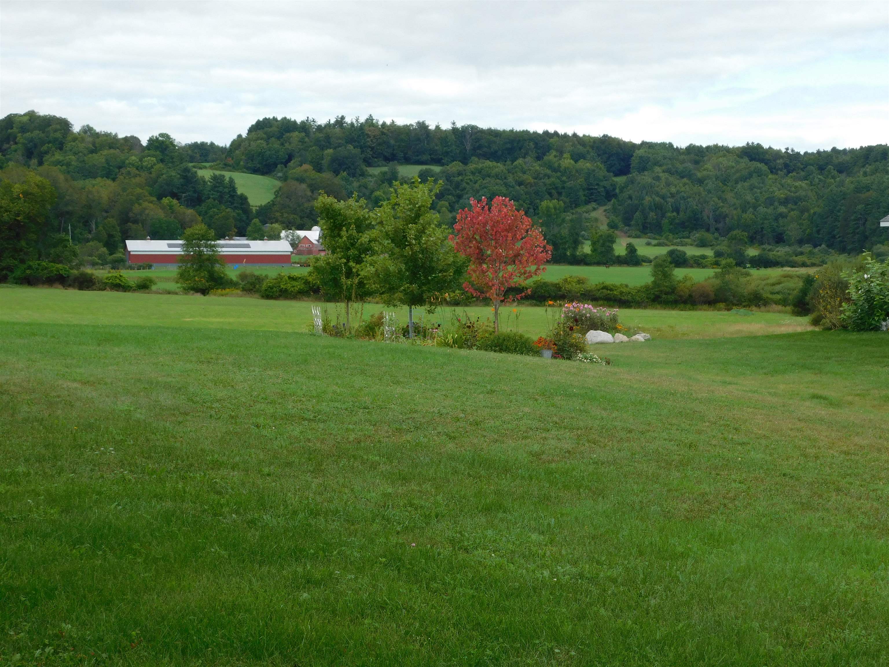 844 Greeley Road photo 3
