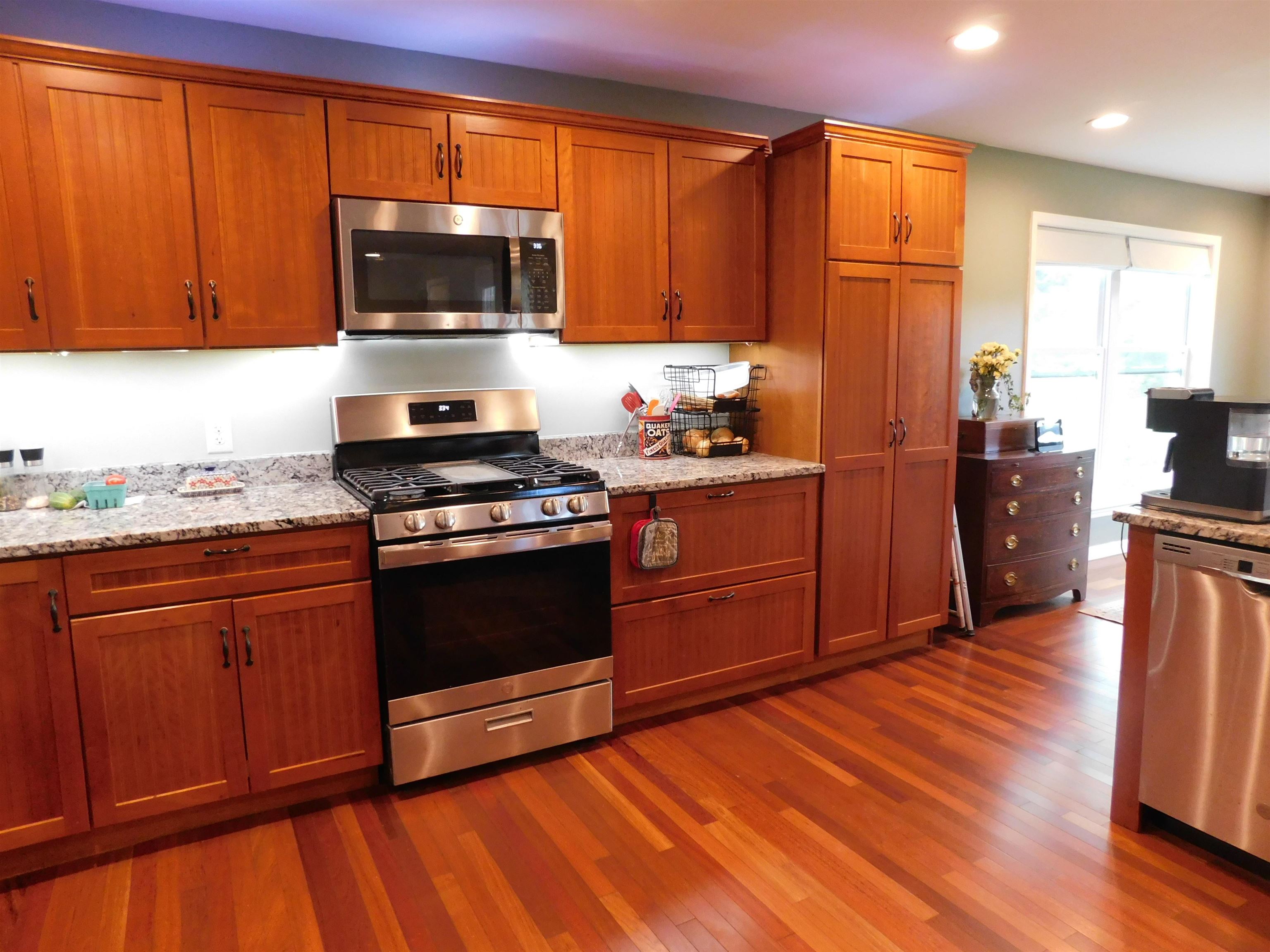 844 Greeley Road photo 32