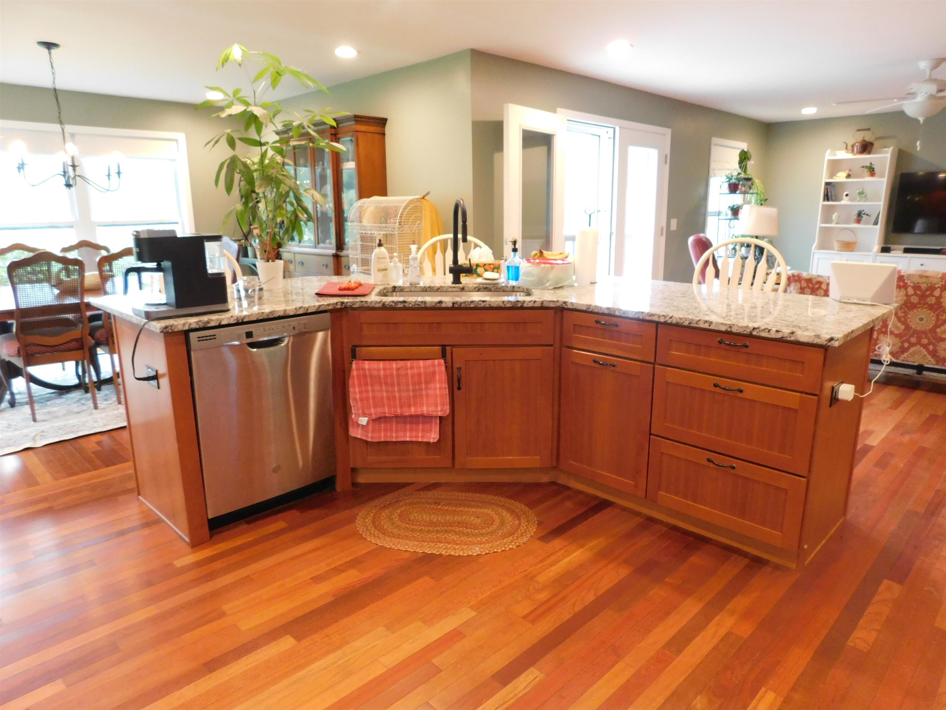 844 Greeley Road photo 33