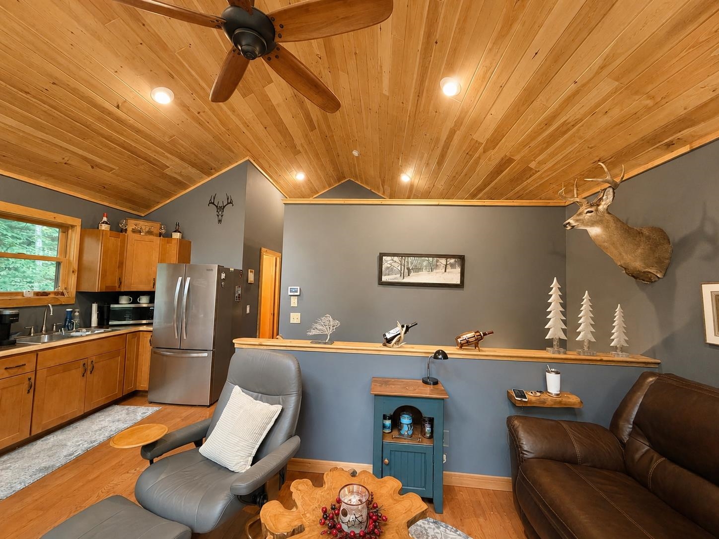 250 Fairview Avenue photo 4