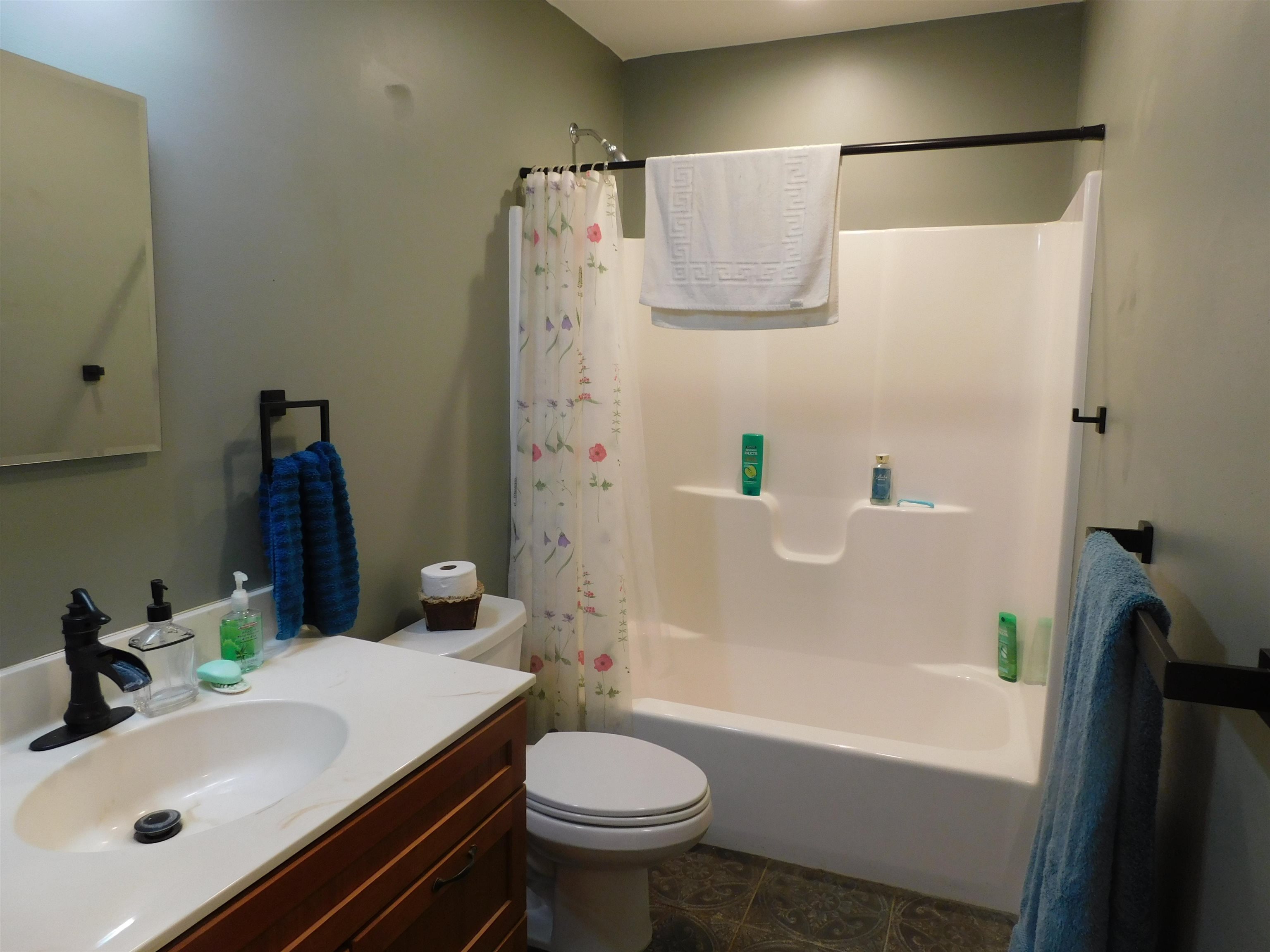 844 Greeley Road photo 45