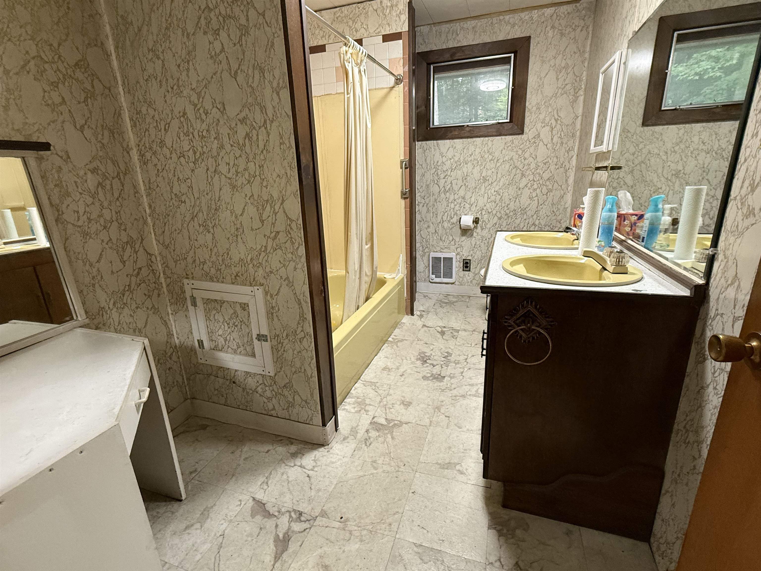 1252 peth Road photo 9