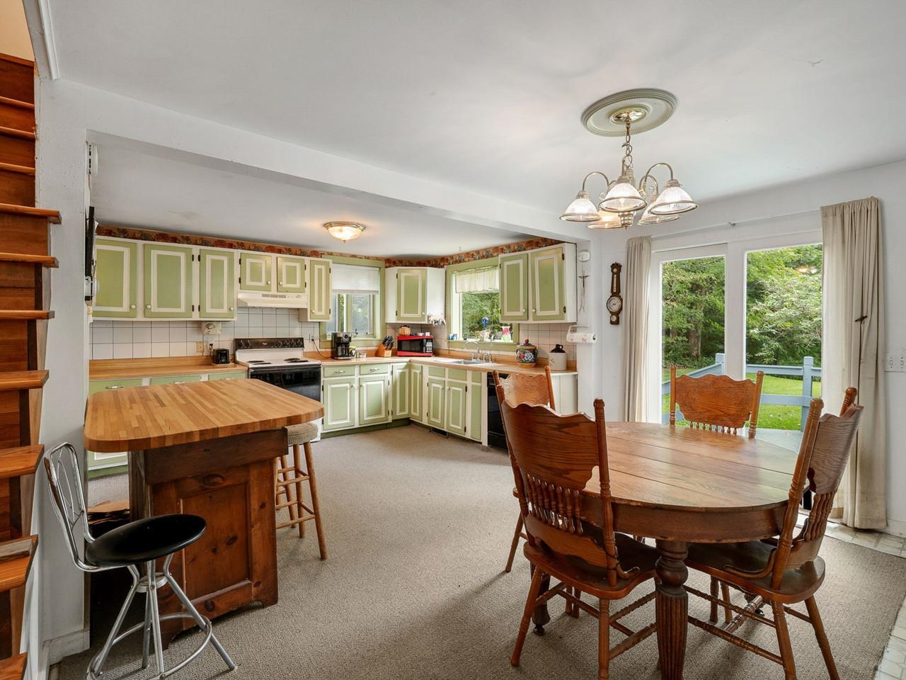 8 Krug Road photo 11