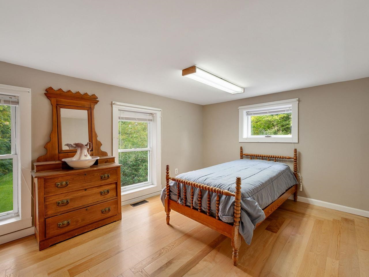 8 Krug Road photo 24