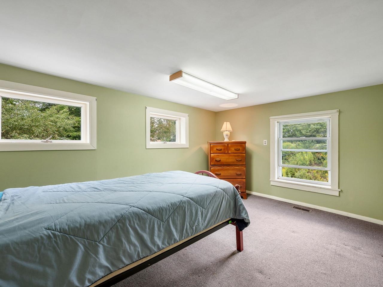 8 Krug Road photo 27