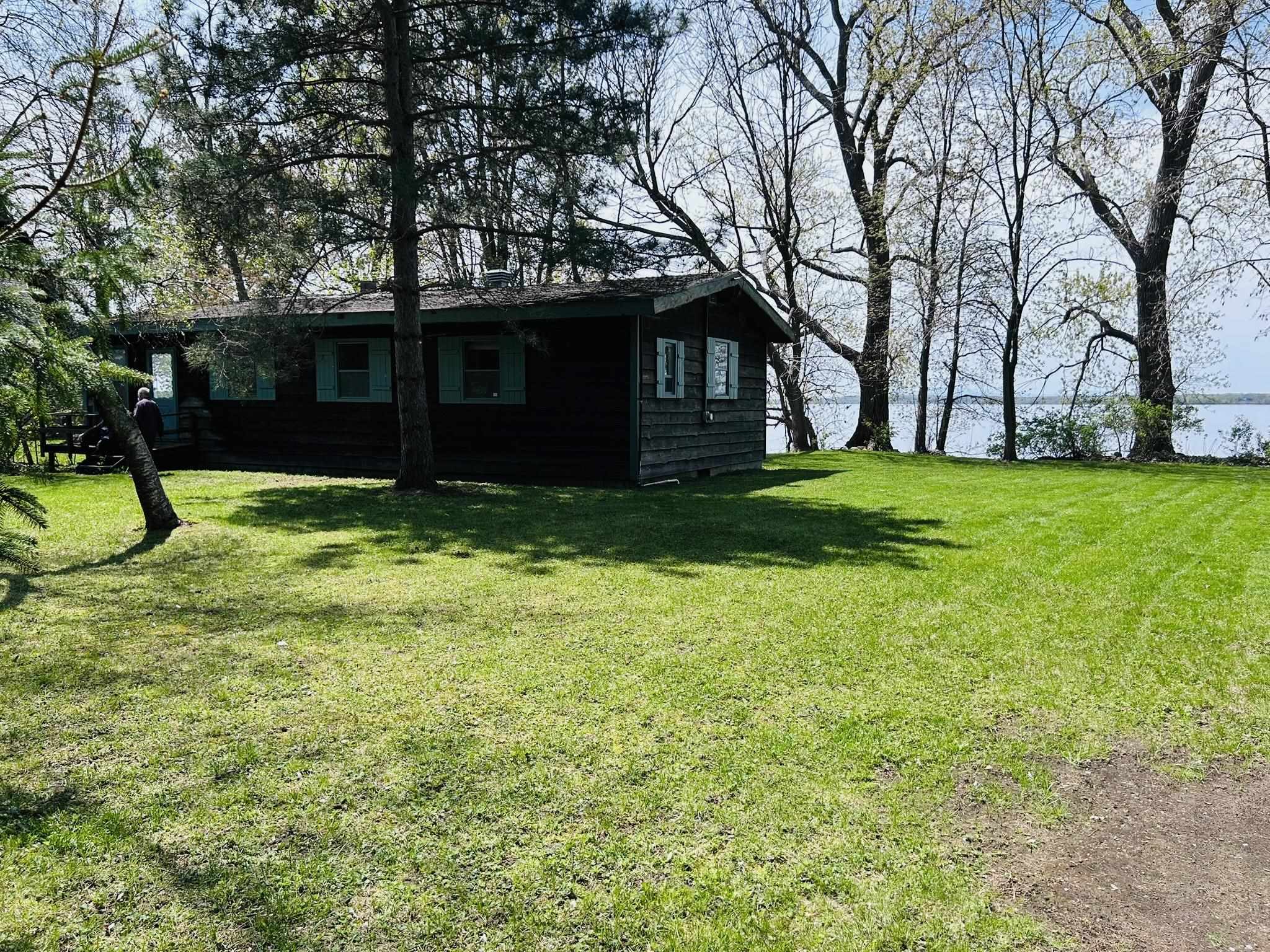 456 Lakewood Drive photo 8