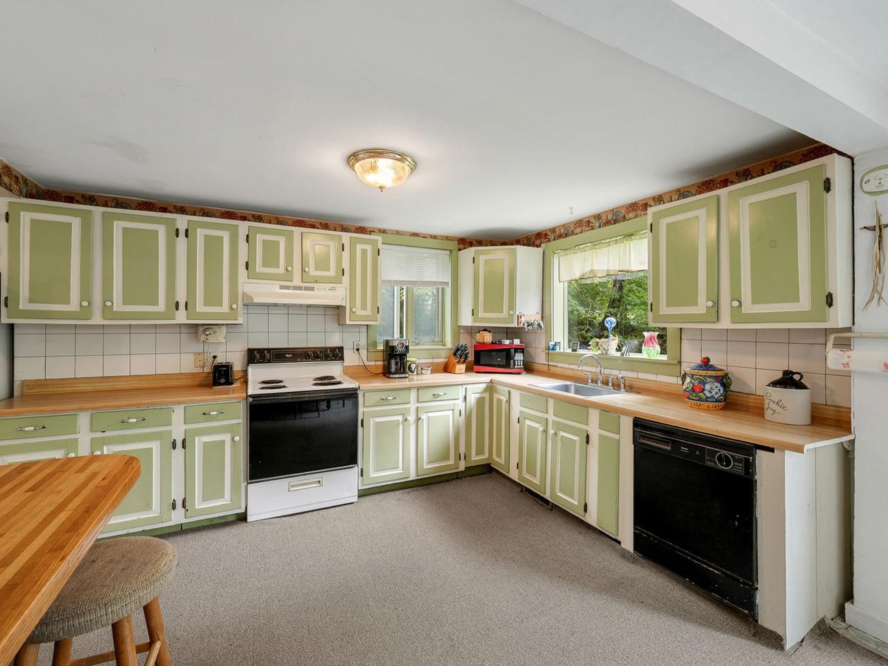 8 Krug Road photo 9