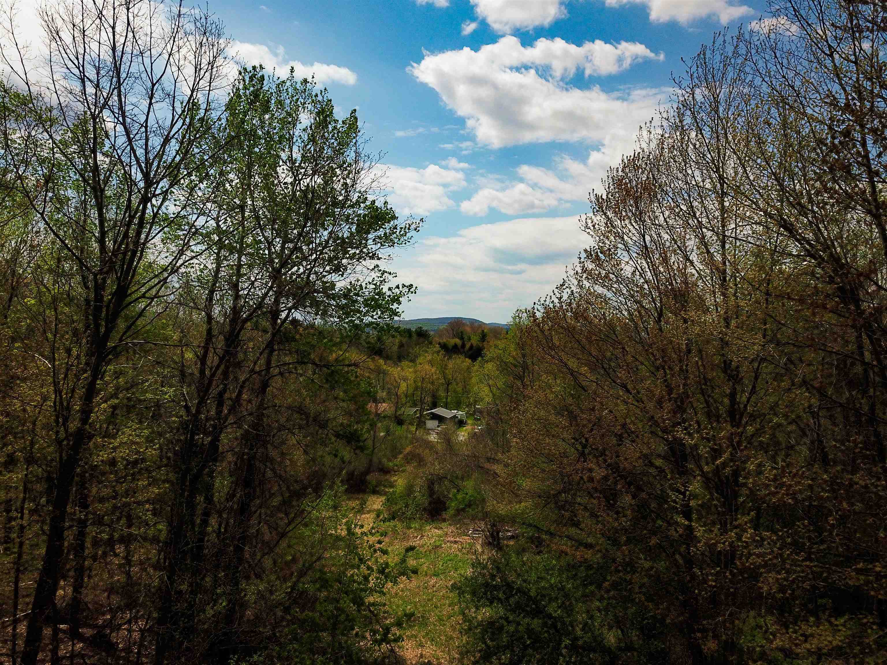 1073 Chapel Road photo 14