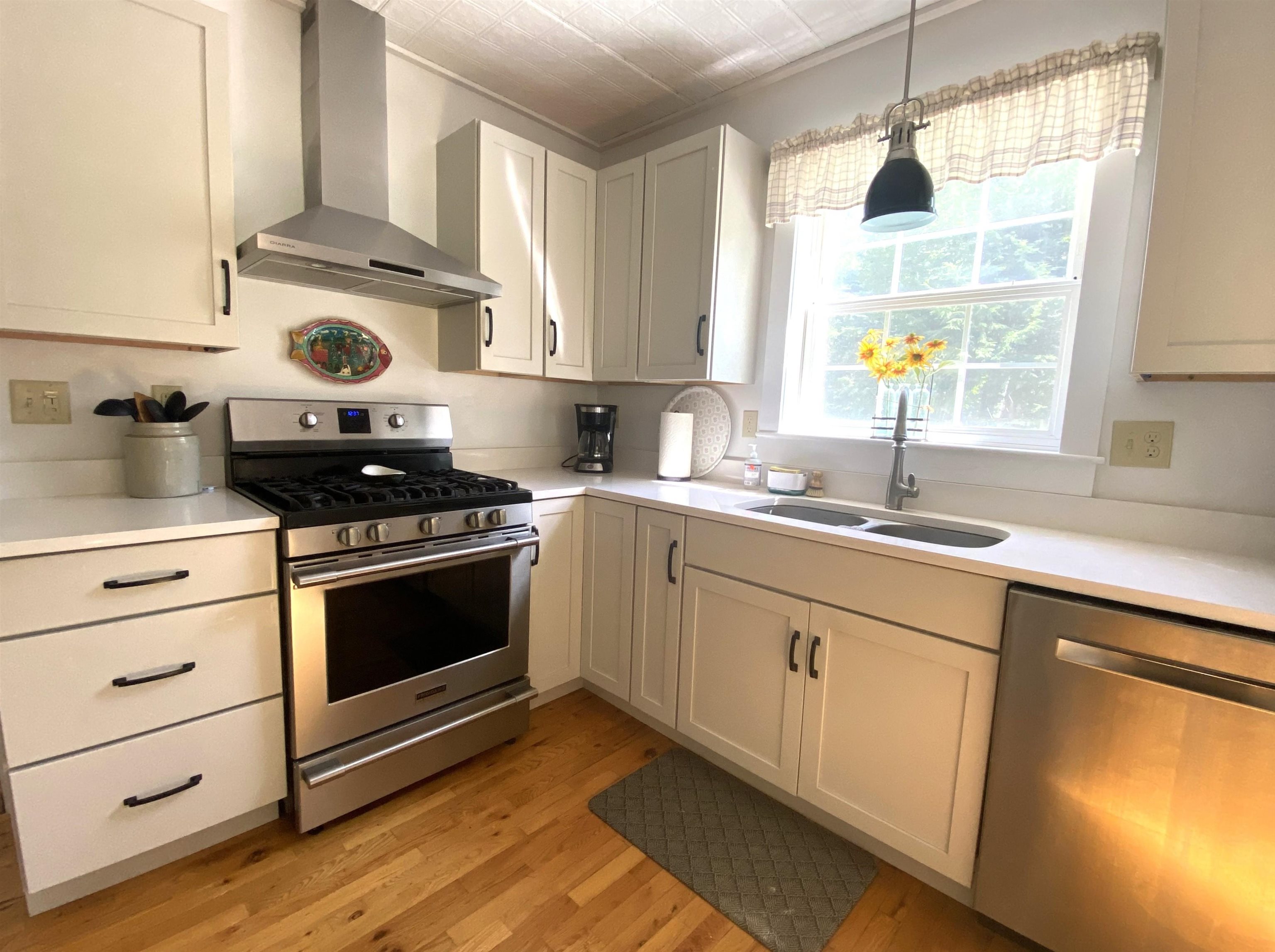 818 West Shore Road photo 17