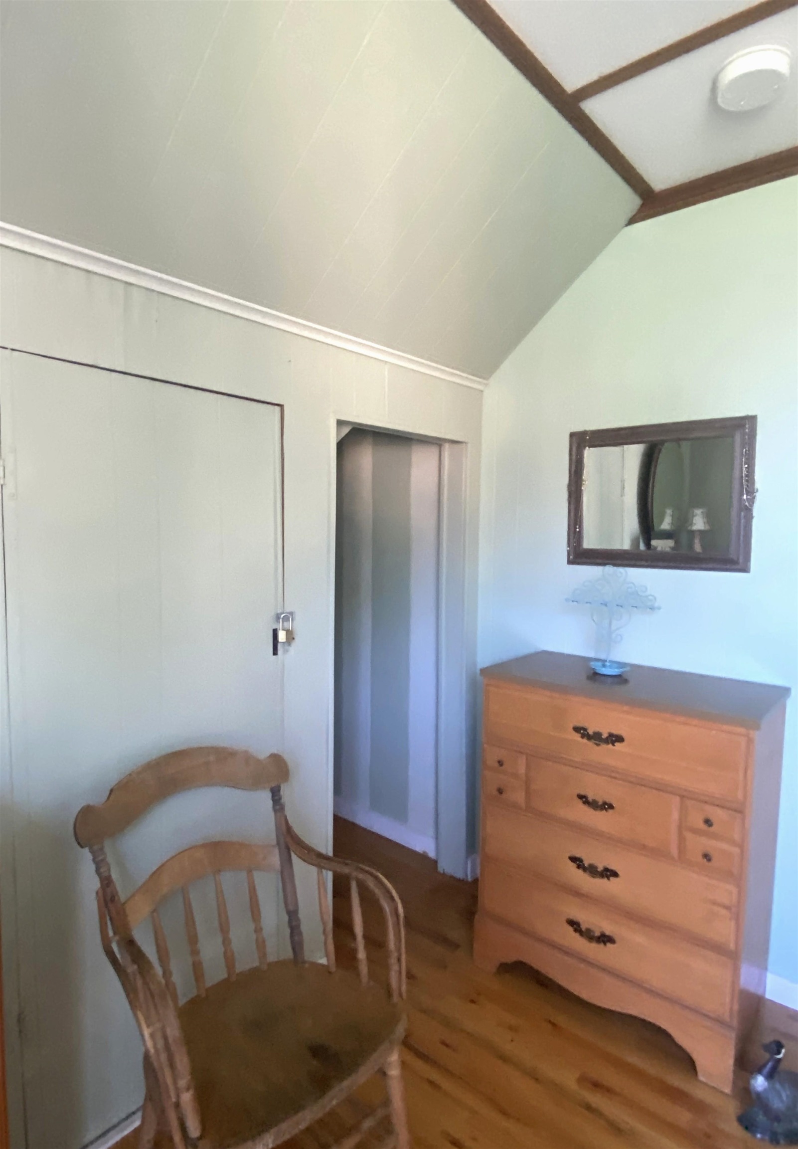 818 West Shore Road photo 27