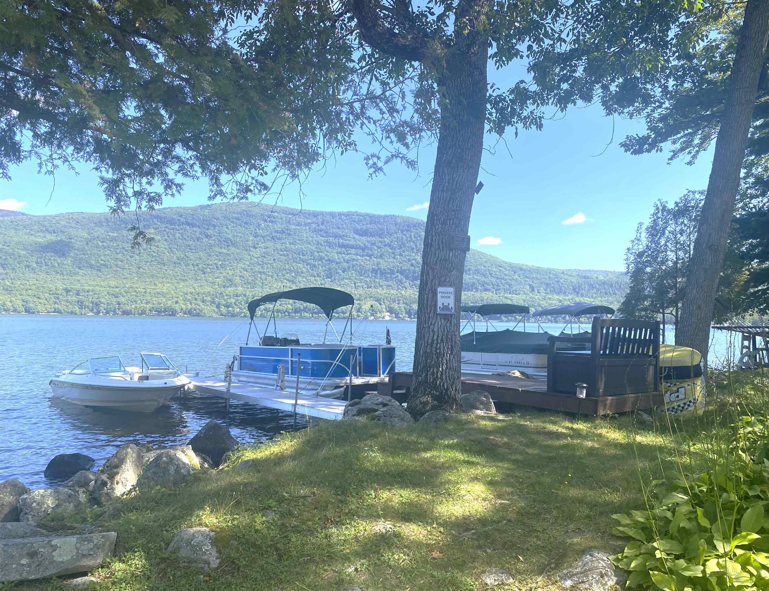 818 West Shore Road photo 4
