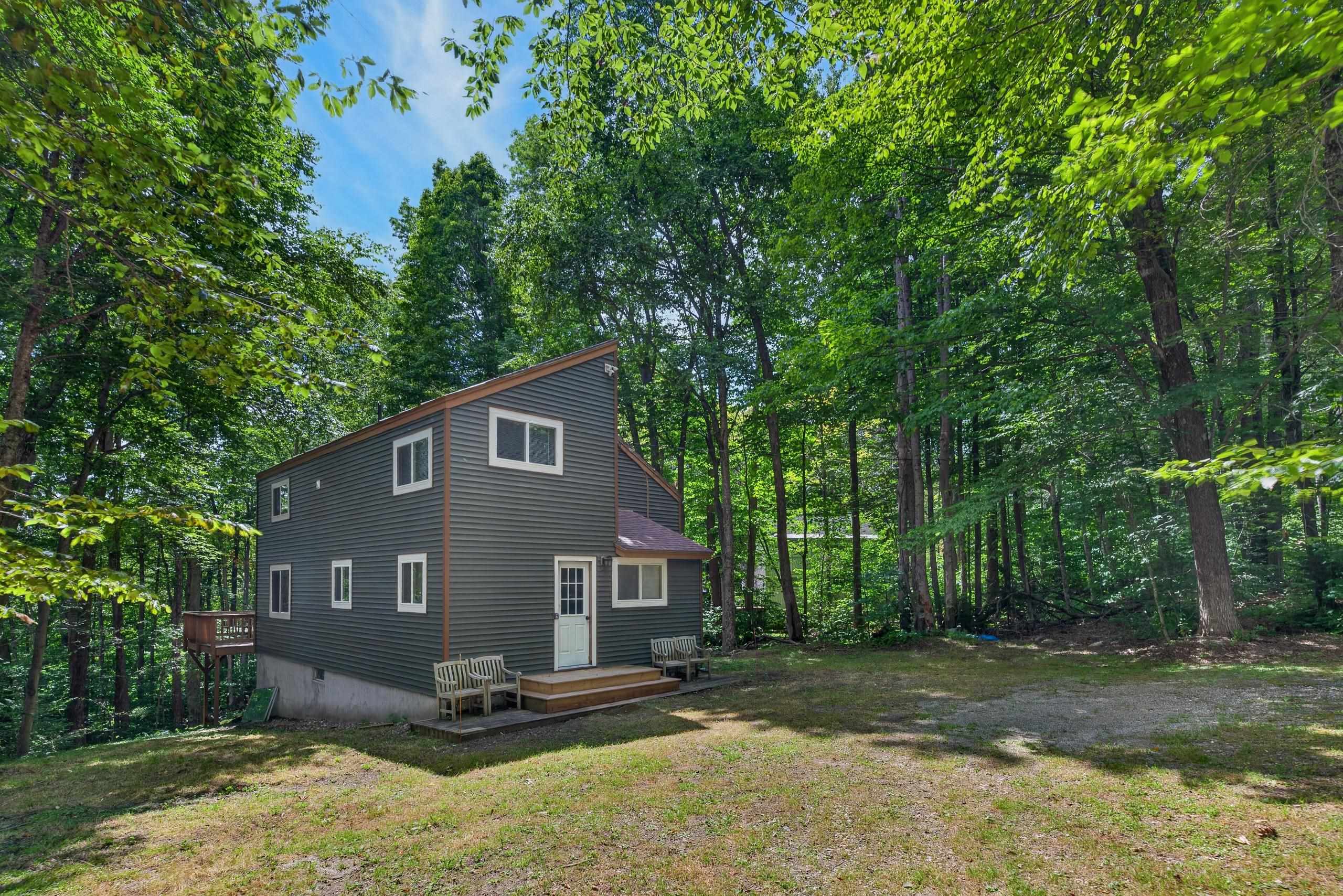 3 Woodchuck Lane photo 1