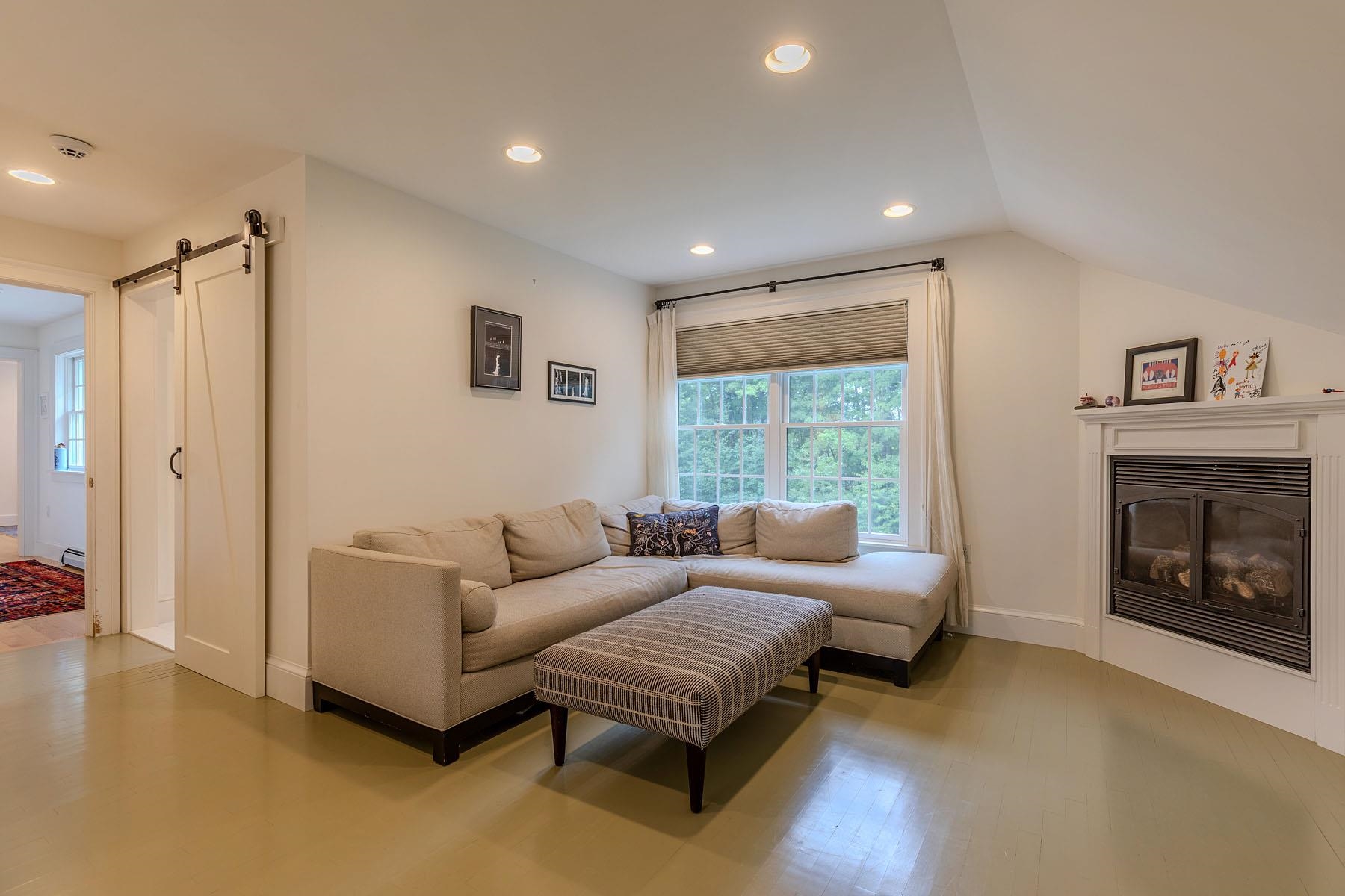 55 Stagecoach Road photo 25