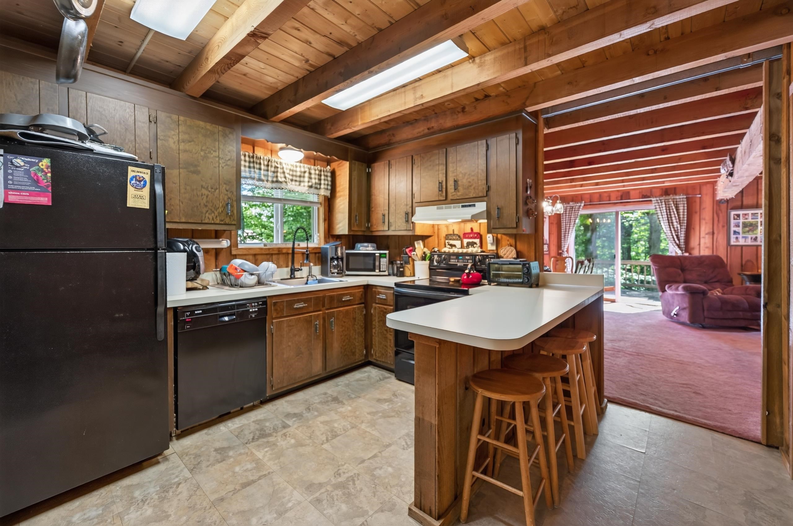 3 Woodchuck Lane photo 7