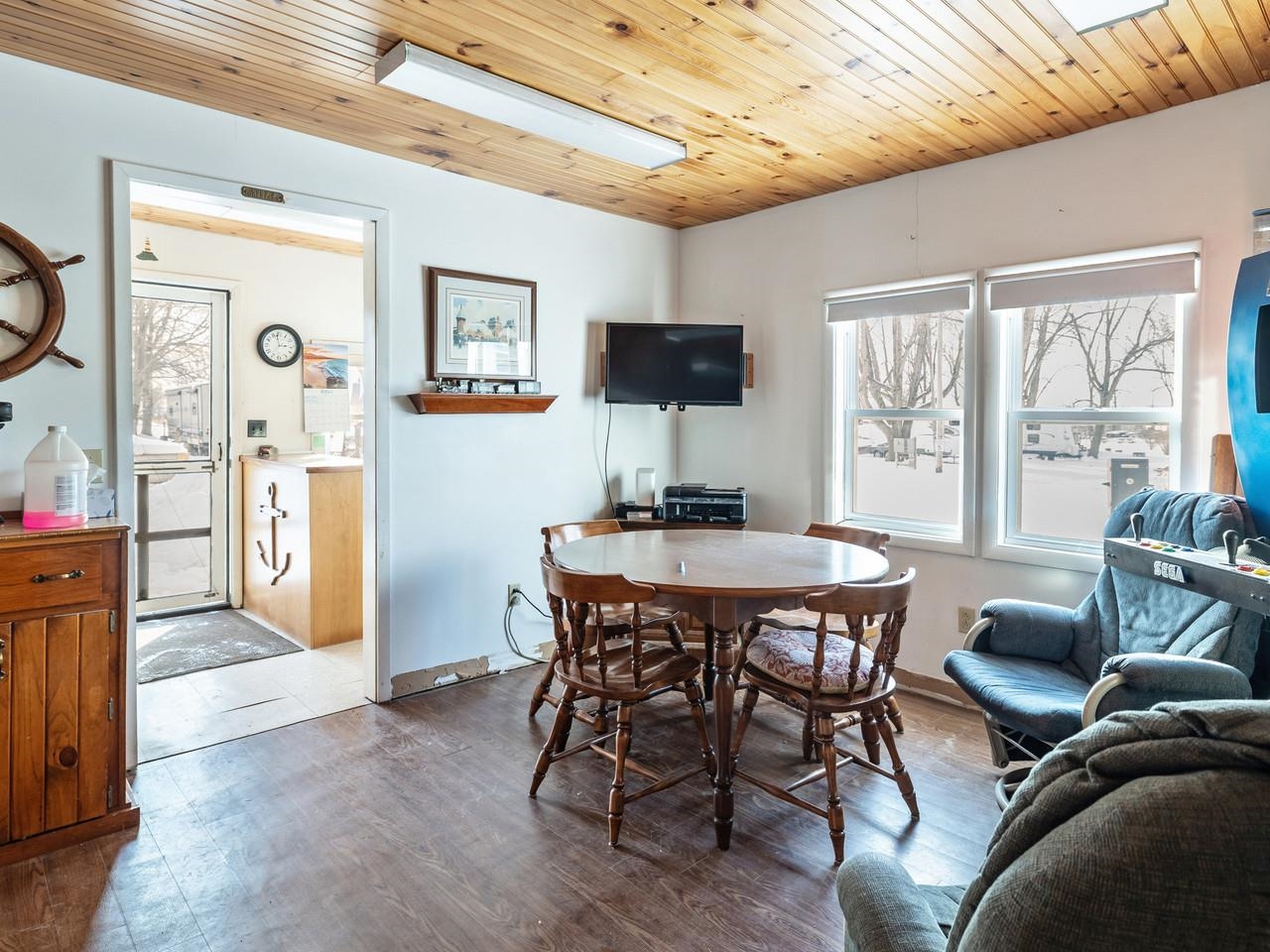 3446 Maquam Shore Road photo 10