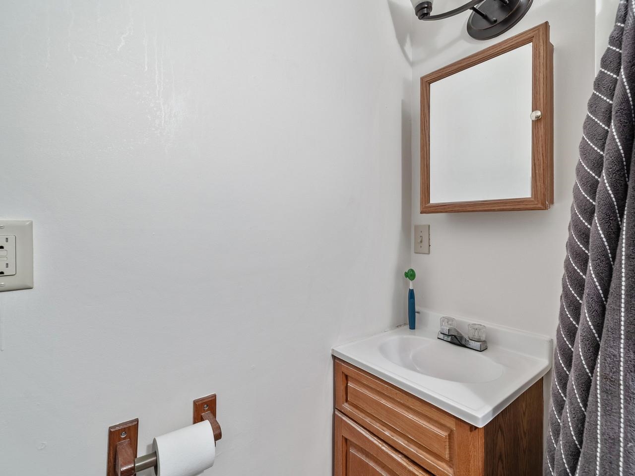 3446 Maquam Shore Road photo 31