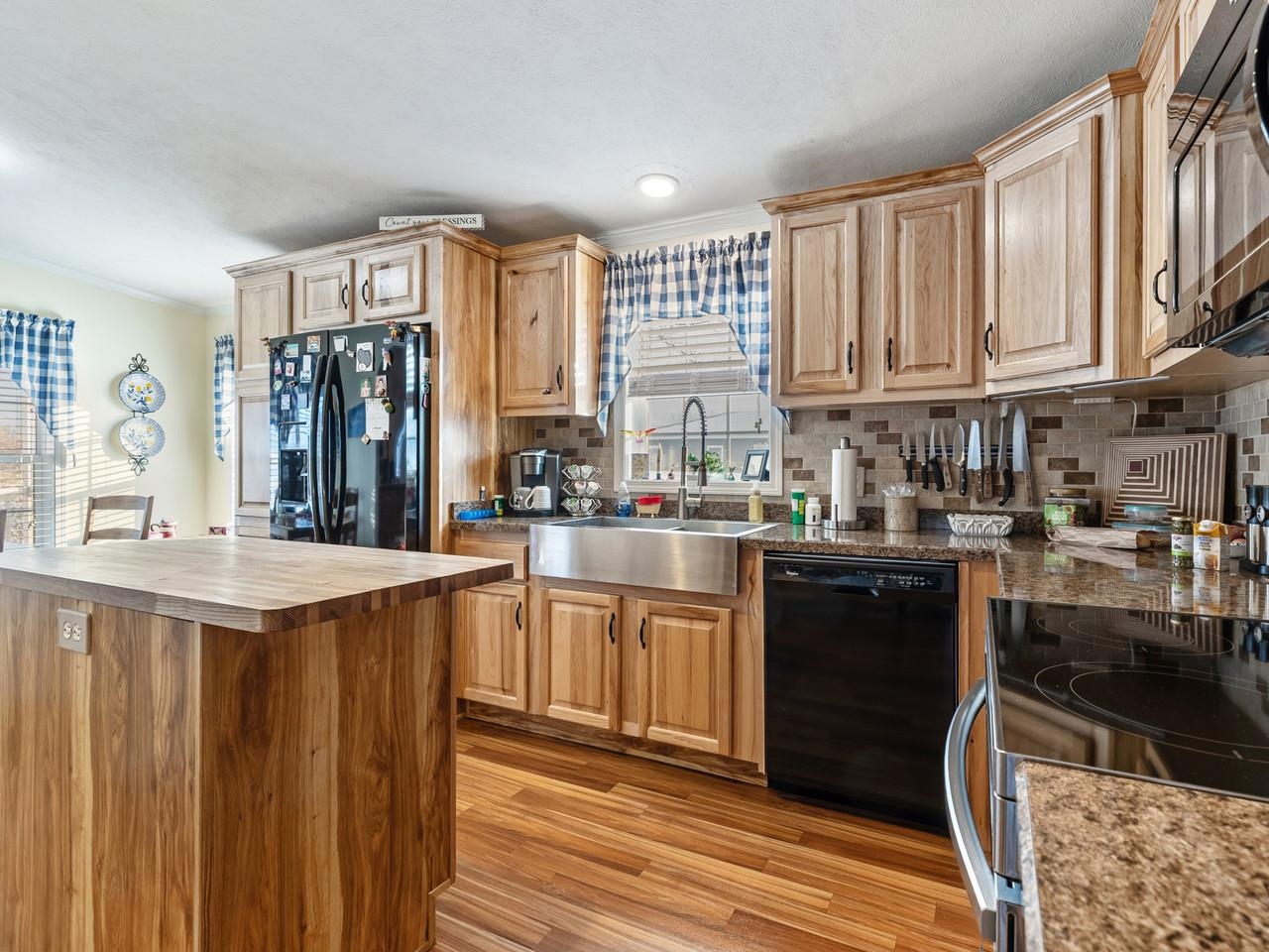 3446 Maquam Shore Road photo 37